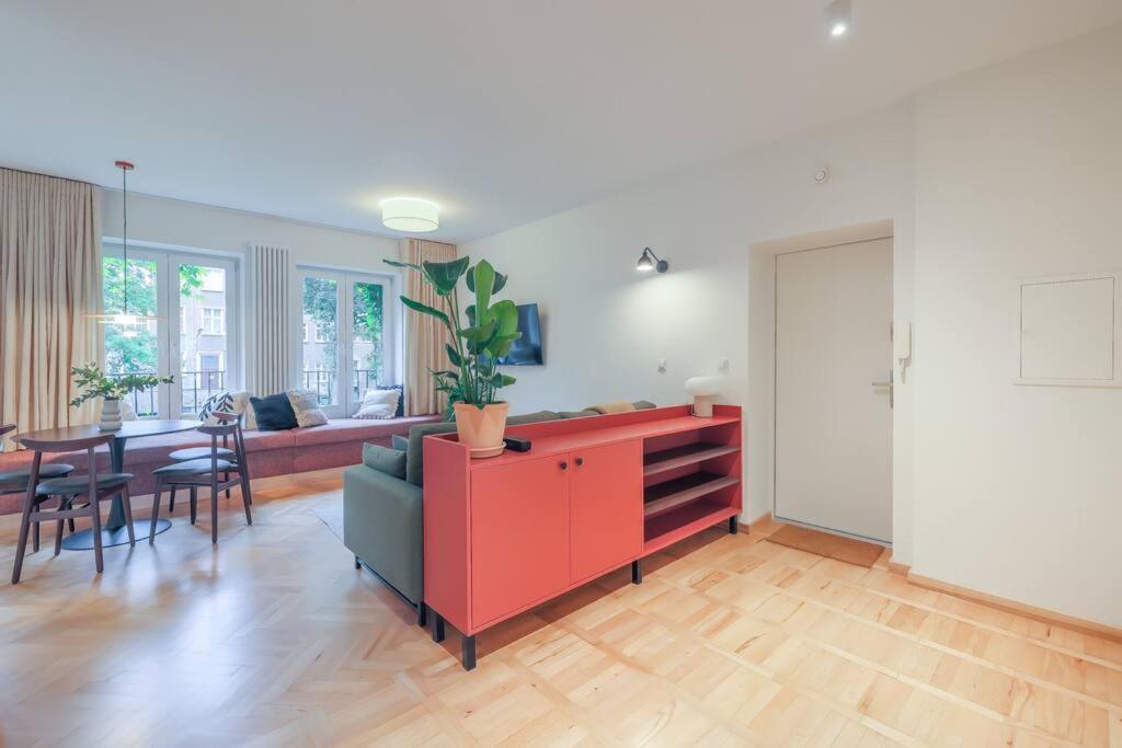 Apartamento Cityscape Haven: Urban Retreat Gdańsk