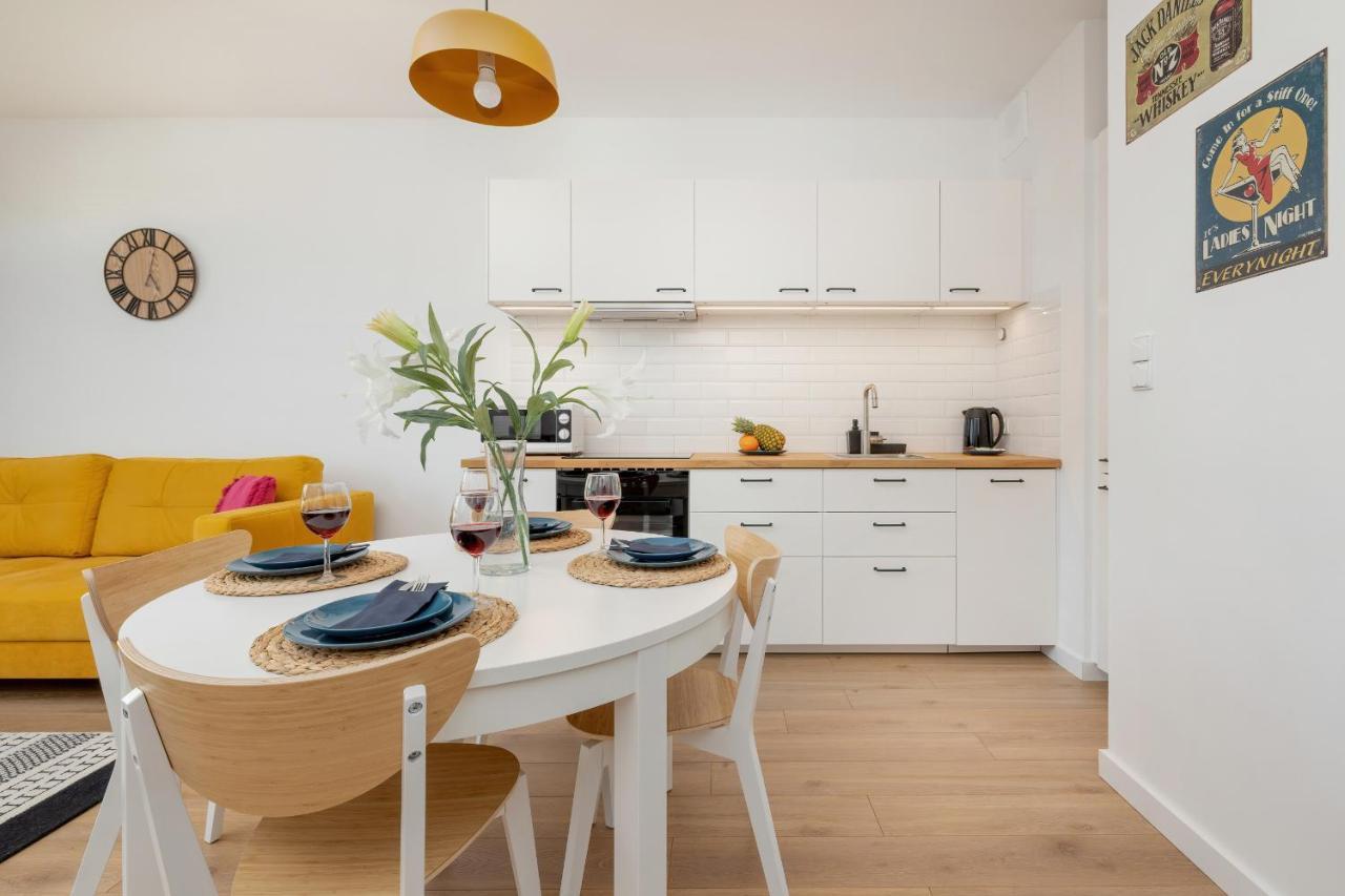 Cheerful Lesmiana Garnizon Estate By Renters Apartment *