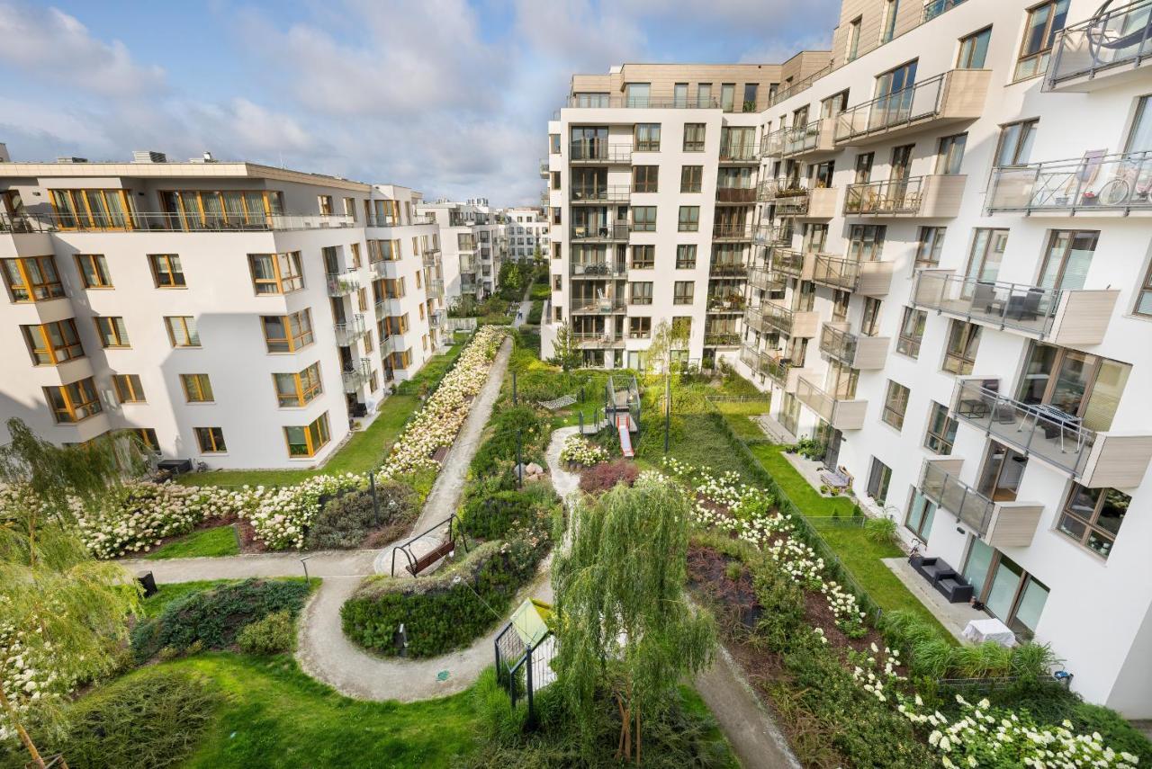 Cheerful Lesmiana Garnizon Estate By Renters Apartment Gdansk
