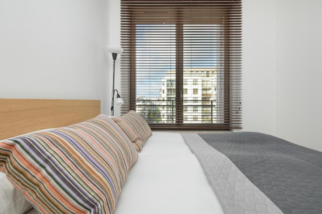 Apartment Cheerful Lesmiana Garnizon Estate By Renters