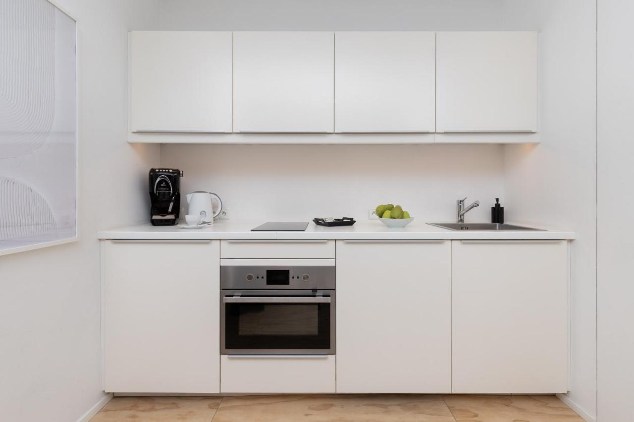 Apartment Stylish Studio In Modern Design - Tartaczna 2 By Rent Like