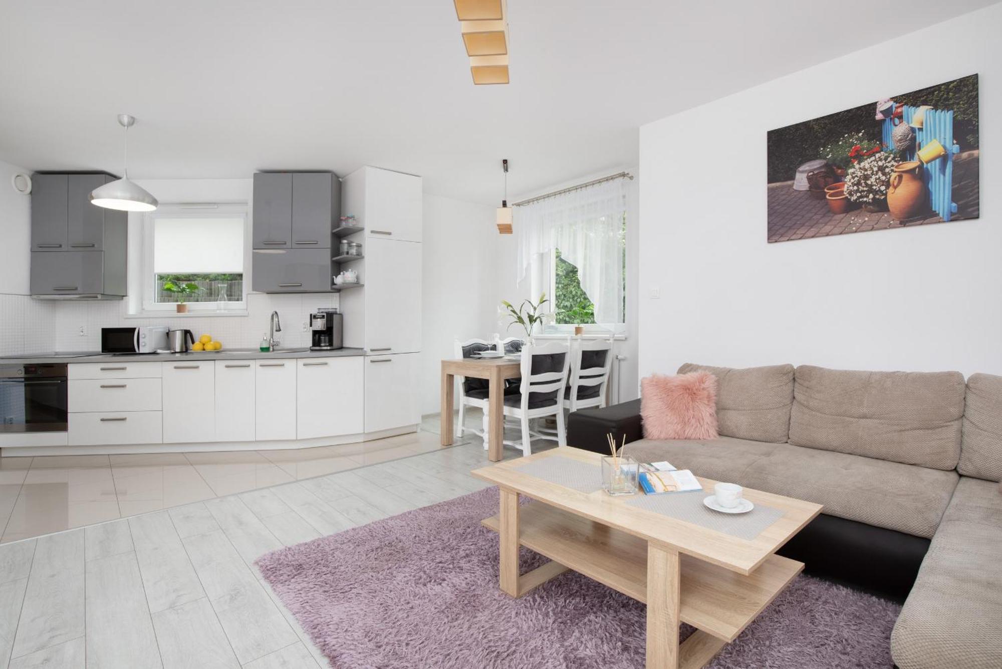 Elegant Mysliwskie Wzgorze In By Renters Apartament *