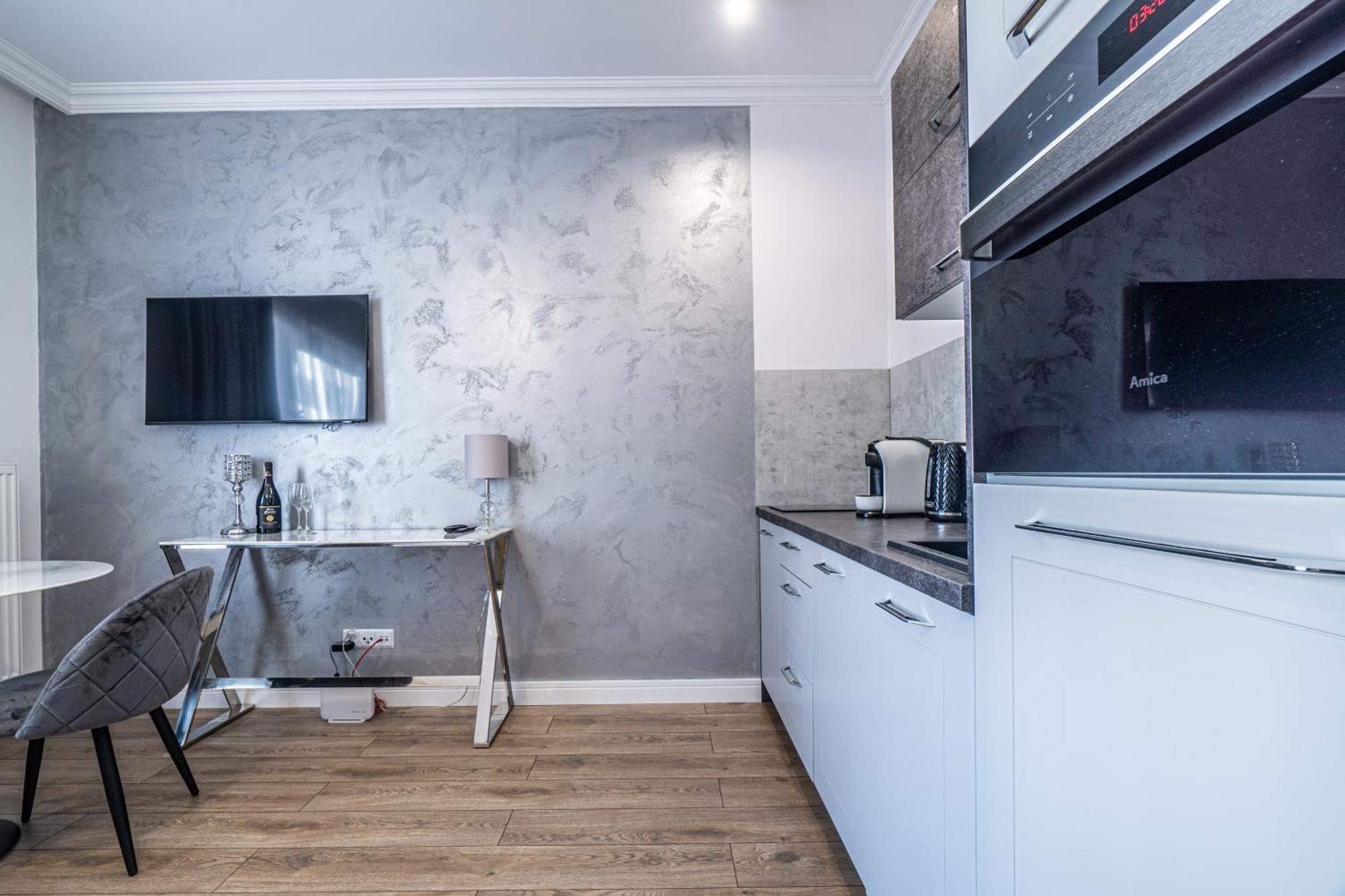 Private Parking, Secure Building - Old Town & Main Station Apartment Gdansk