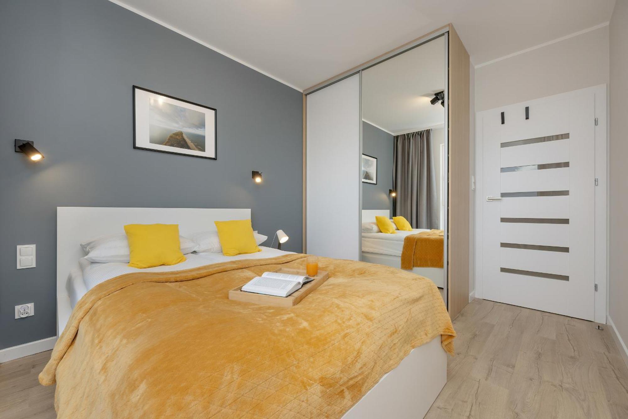 Unique Szczesliwa With Balcony Parking And Ac By Renters Apartment *