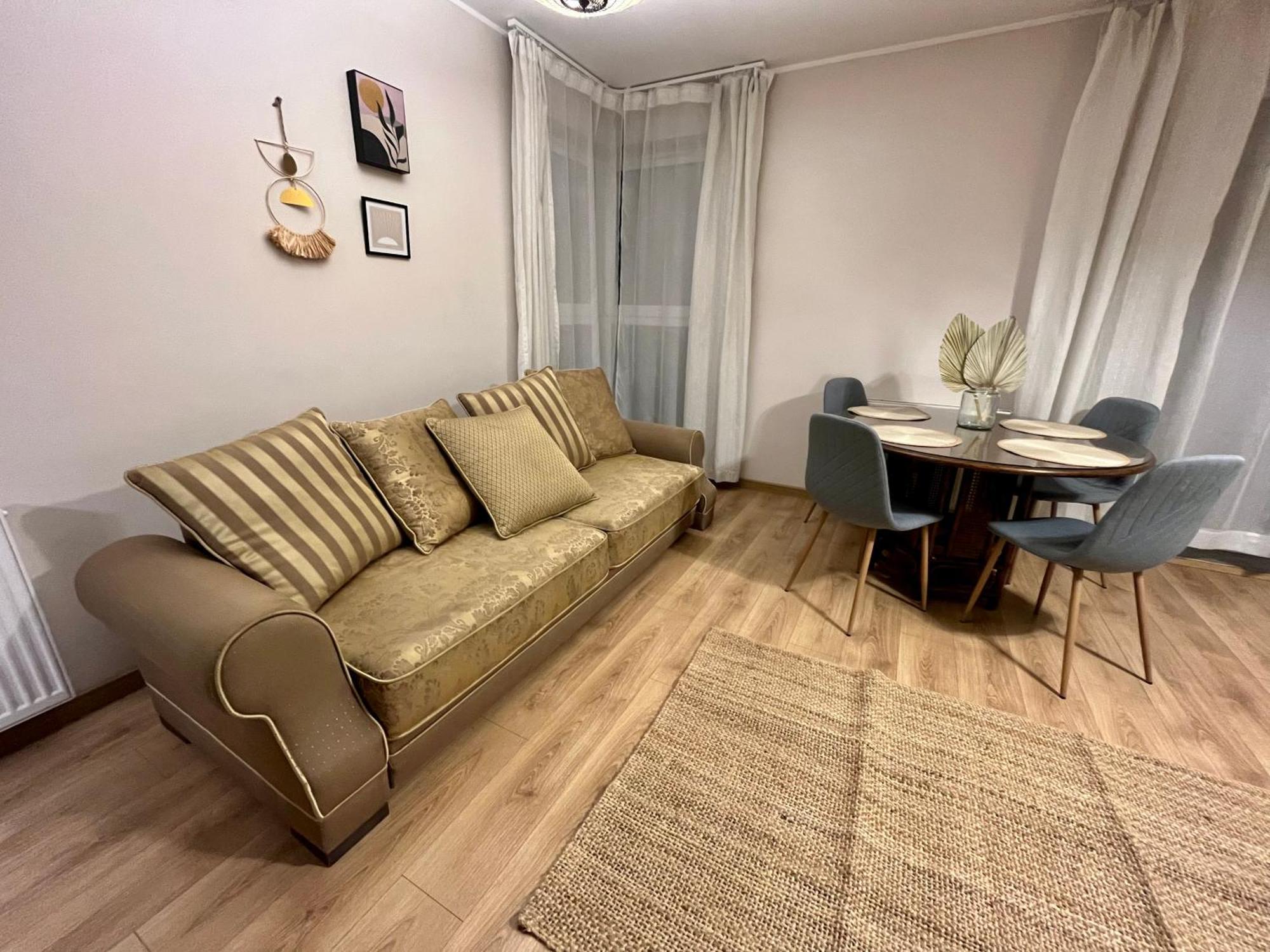 Oldtown Retro By Marina With Balcony For 6 People *