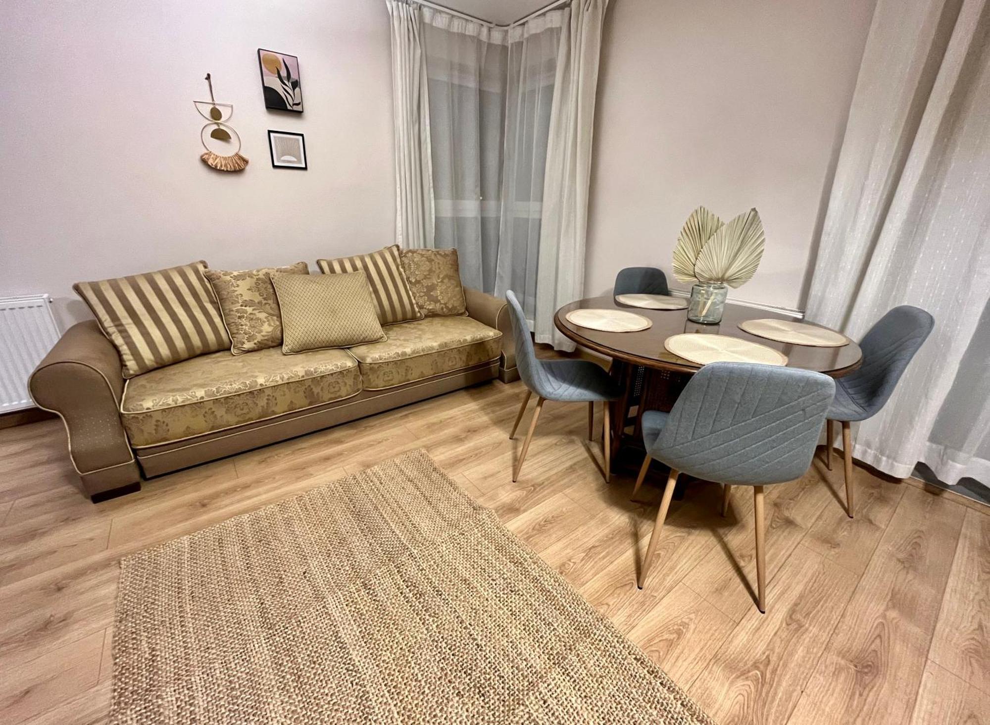 Oldtown Retro By Marina With Balcony For 6 People * Gdańsk