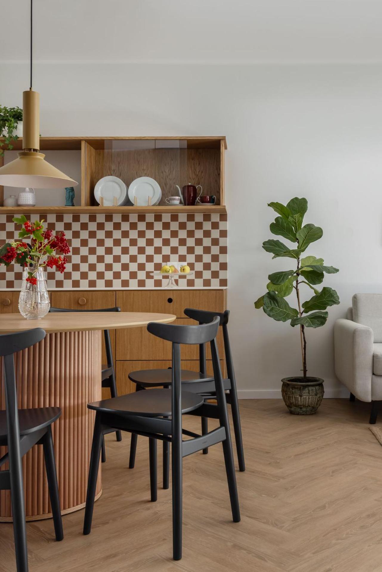 Apartment Solidarnosc Three Bedrooms & Garden Gdansk
