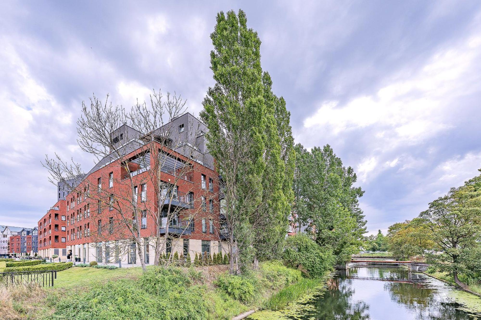 Hello Chmielna With Private Parking And Balcony