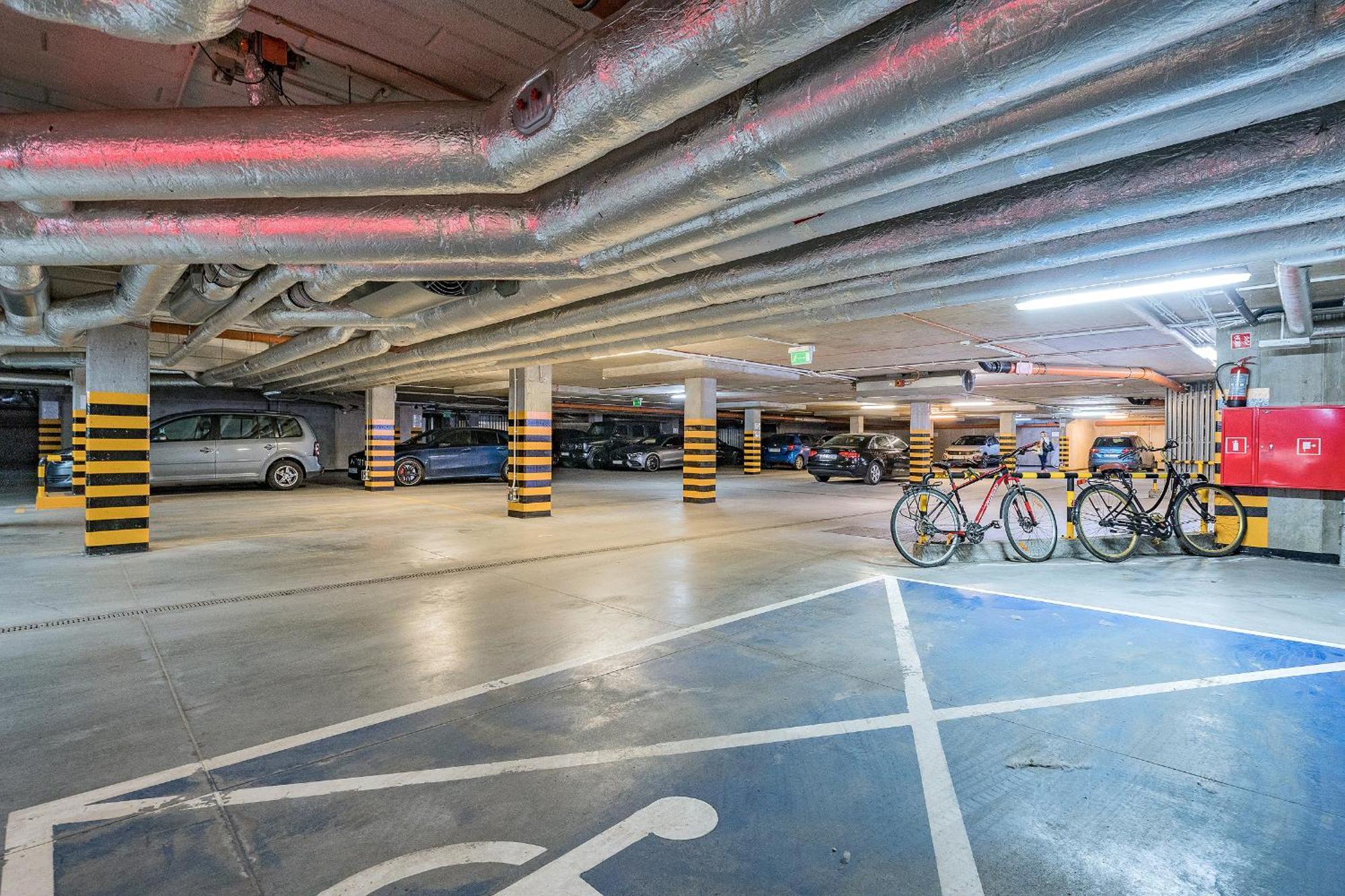 Hello Chmielna With Private Parking And Balcony Gdansk