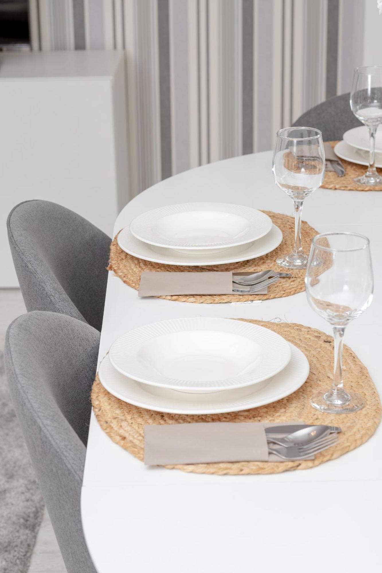 Spacious Family With 3 Bedrooms In By Renters Apartament Gdańsk