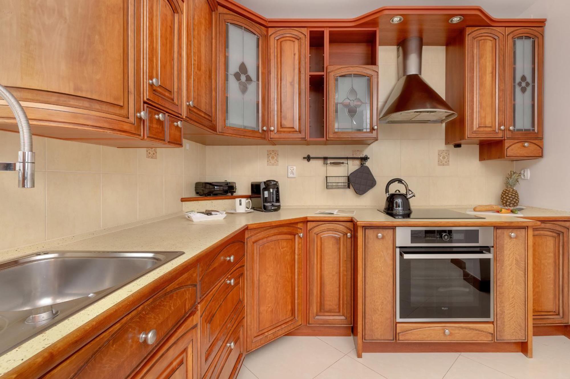 Apartament Spacious Family With 3 Bedrooms In By Renters