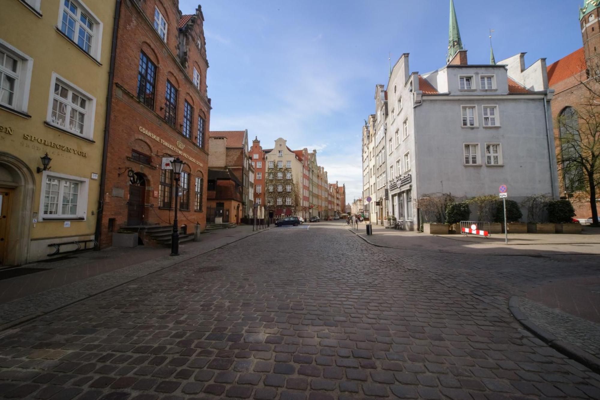 Maya's Flats & 64 - 3 On Chlebnicka Street Old Town Lägenhet *