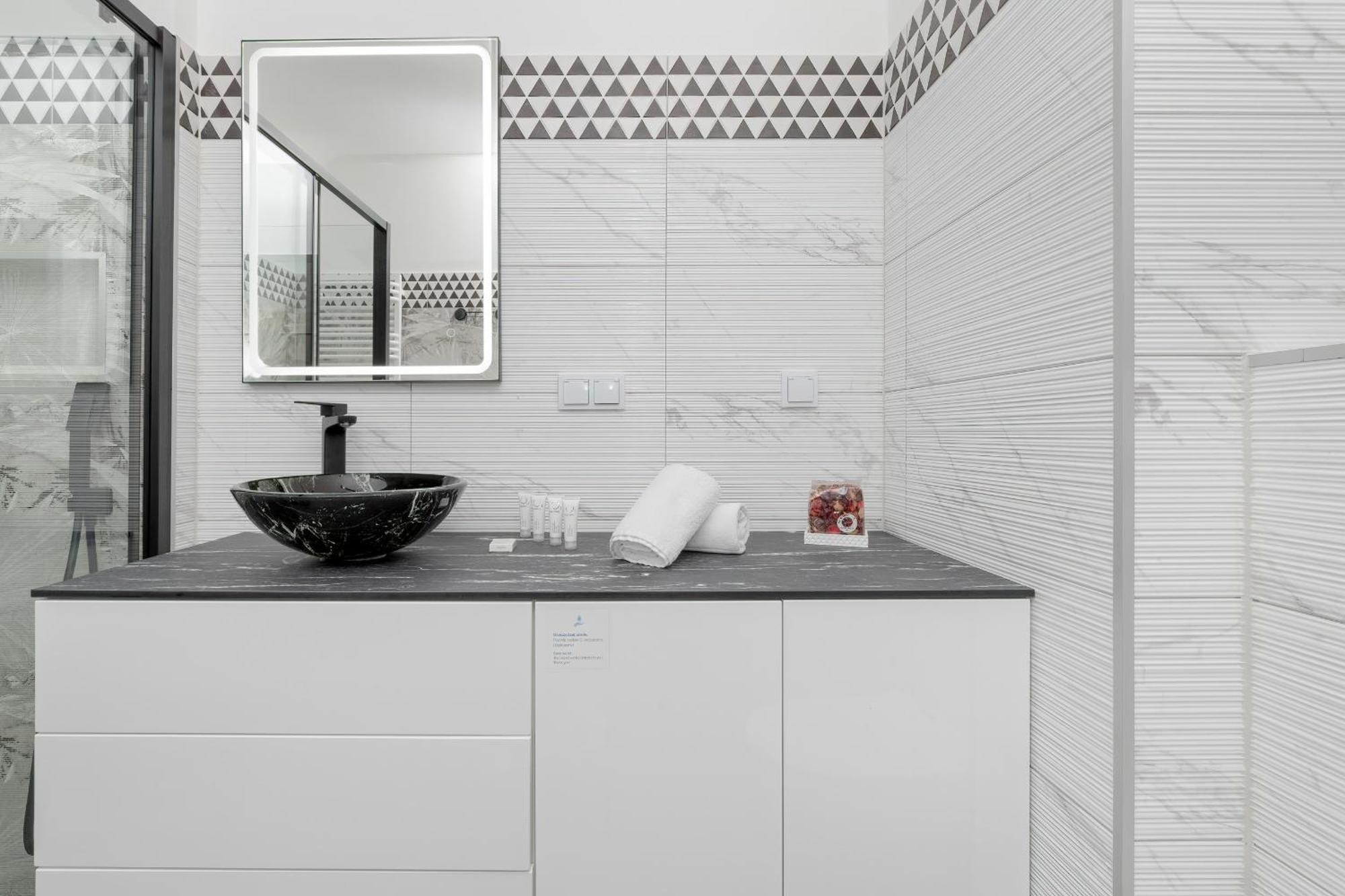 Modern Close To The In By Renters Apartment Gdansk