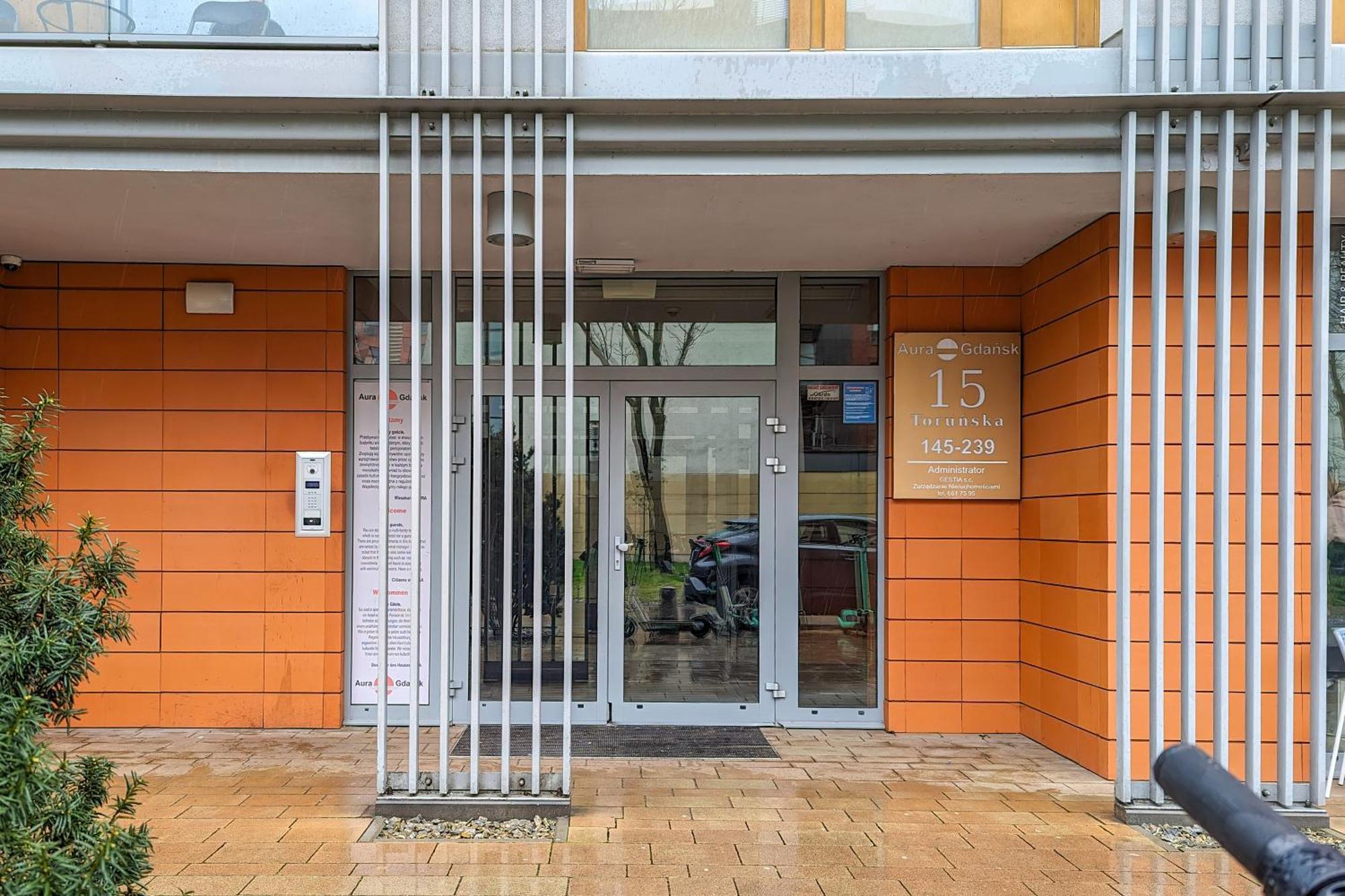 Modern In Center Near The River With Parking By Renters Gdansk