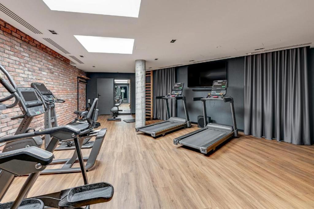 Chlebova Riverside & Gym By Downtown