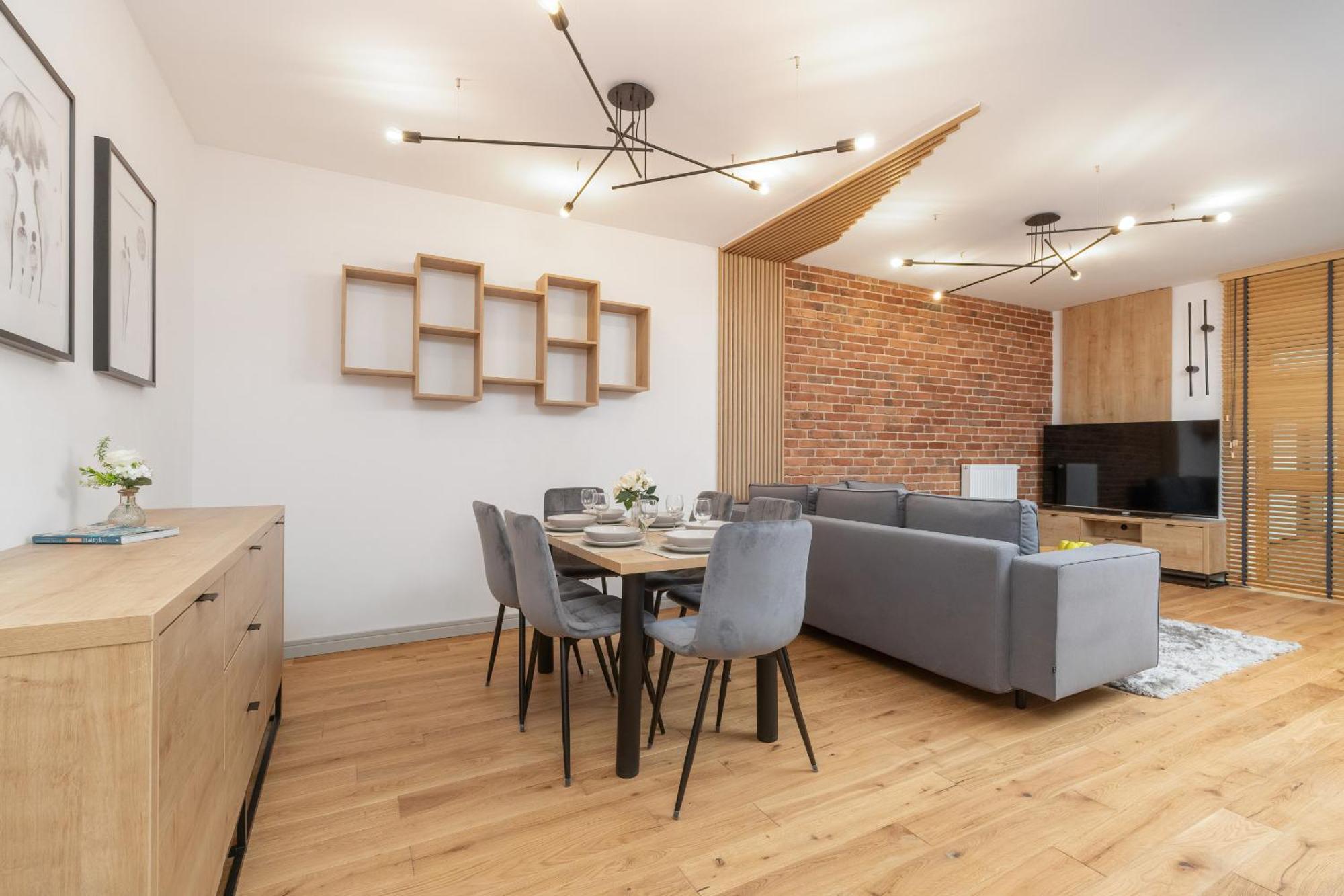Elegant In With Sauna, Gym And Parking By Renters