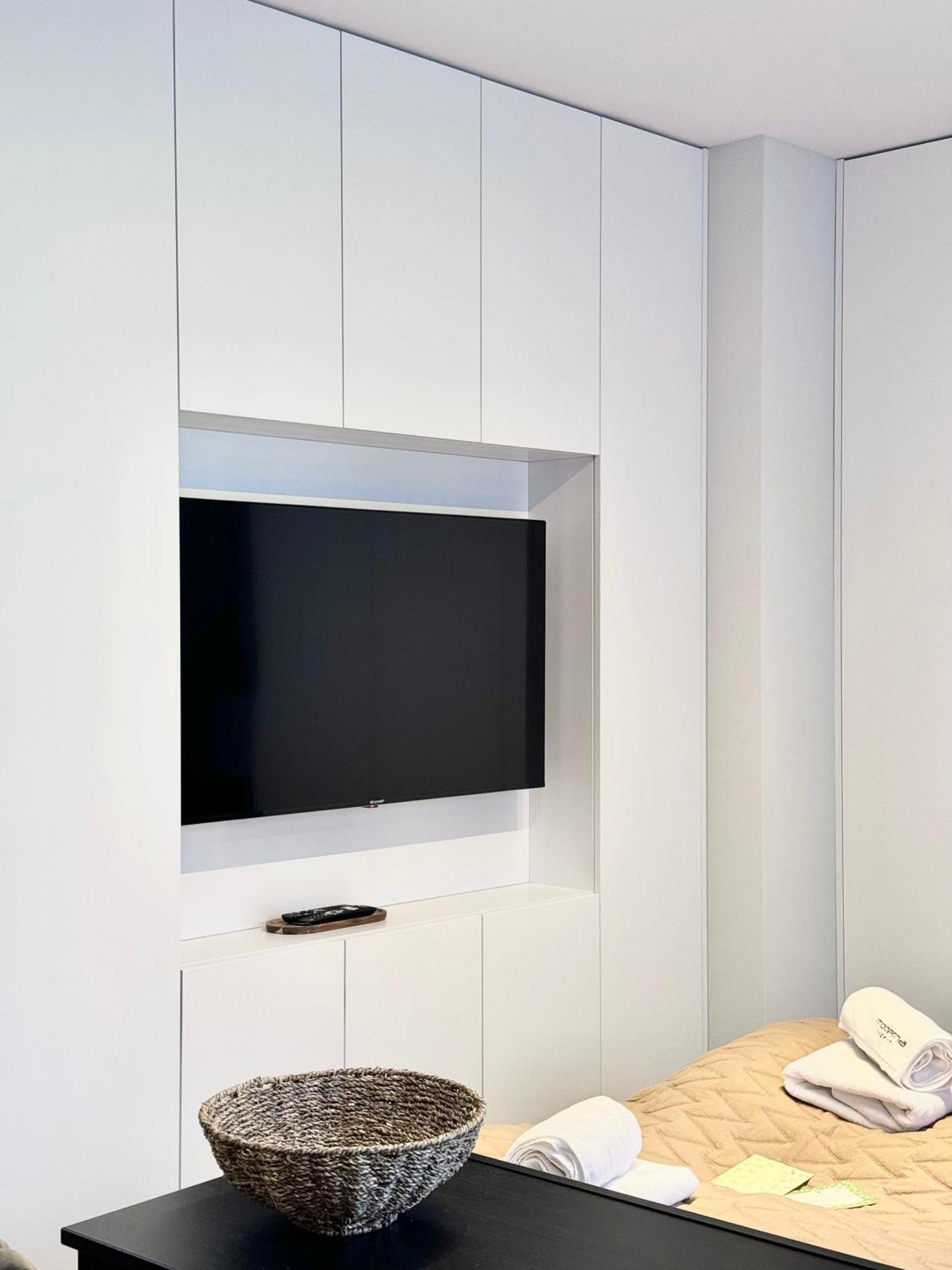 Scala By Moderna Profit- Lakowa 60c Apartment