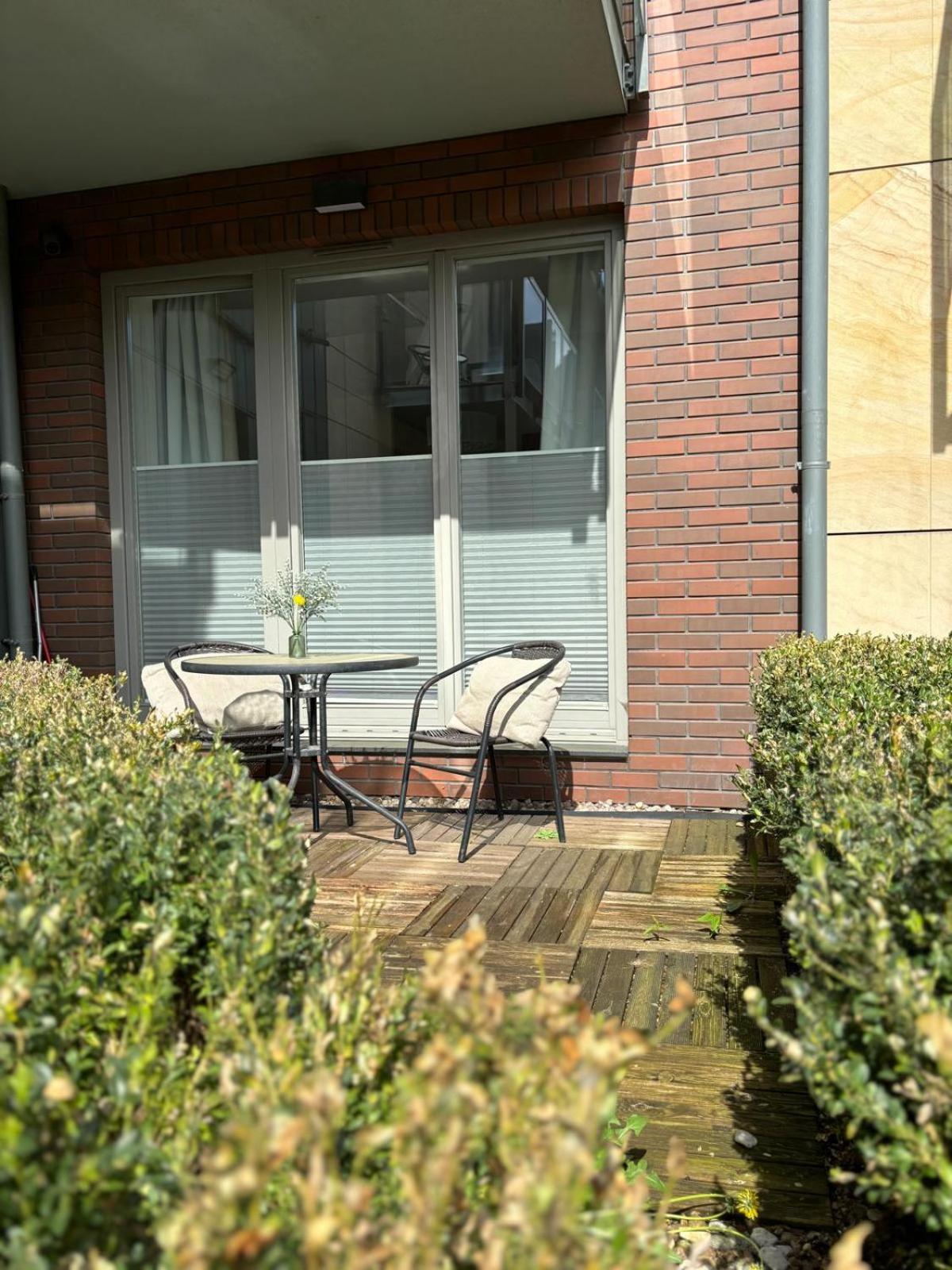 White Glove Deluxe Neptun Apartment
