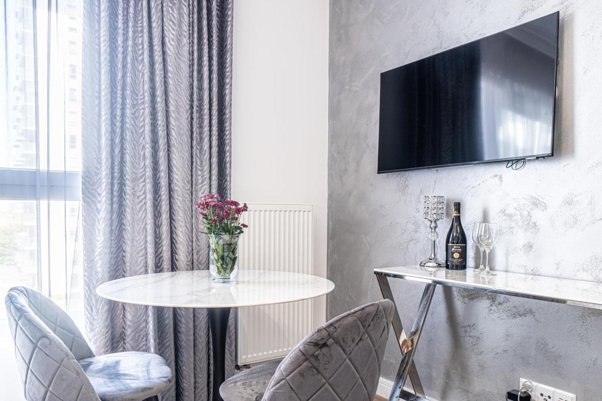 Private Parking, Secure Building - Old Town & Main Station Apartment Gdansk