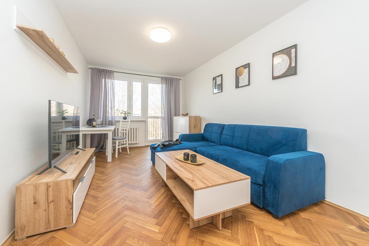 Huoneisto Glow Apartments, Kolobrzeska