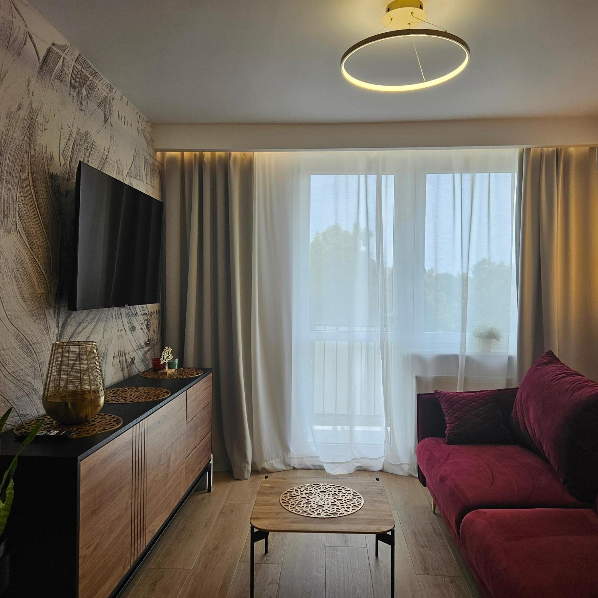 Arena Gold Apartment
