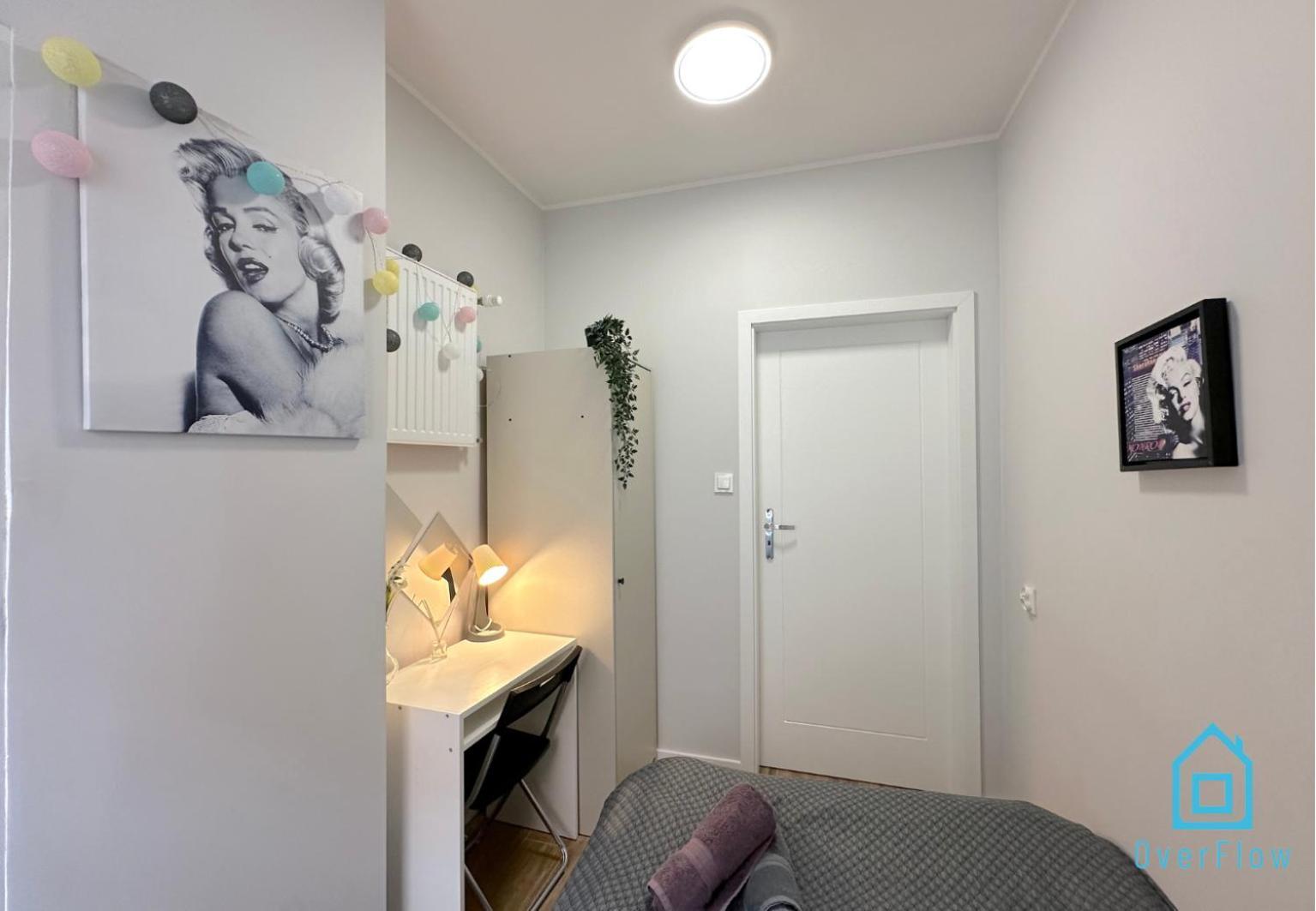 Stary Jesionowa P4 Rum i privatbostad