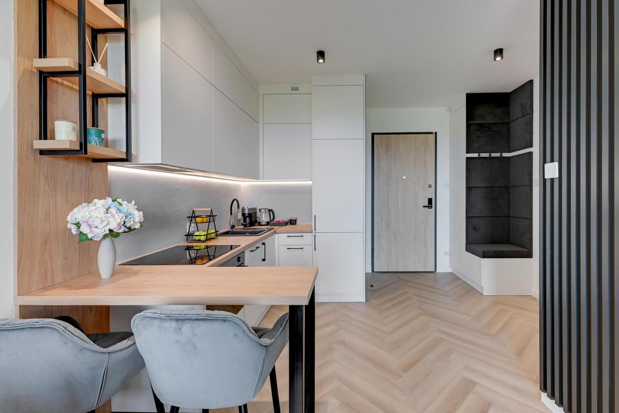 Letnica Seaside By Downtown Apartment
