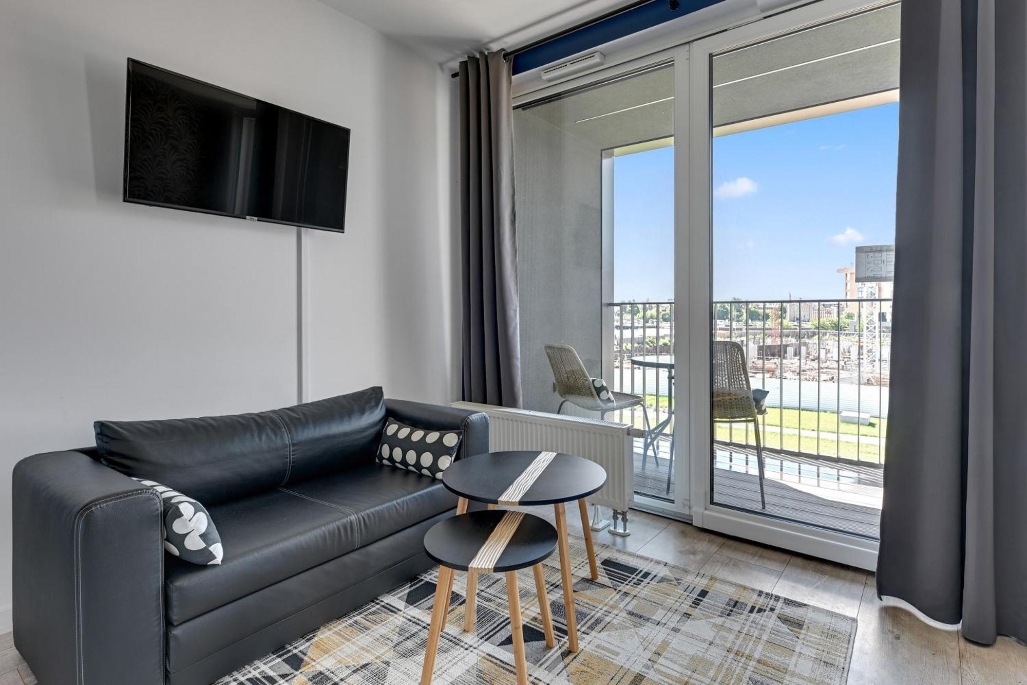 Apartment Chlebova Riverside & Gym By Downtown *