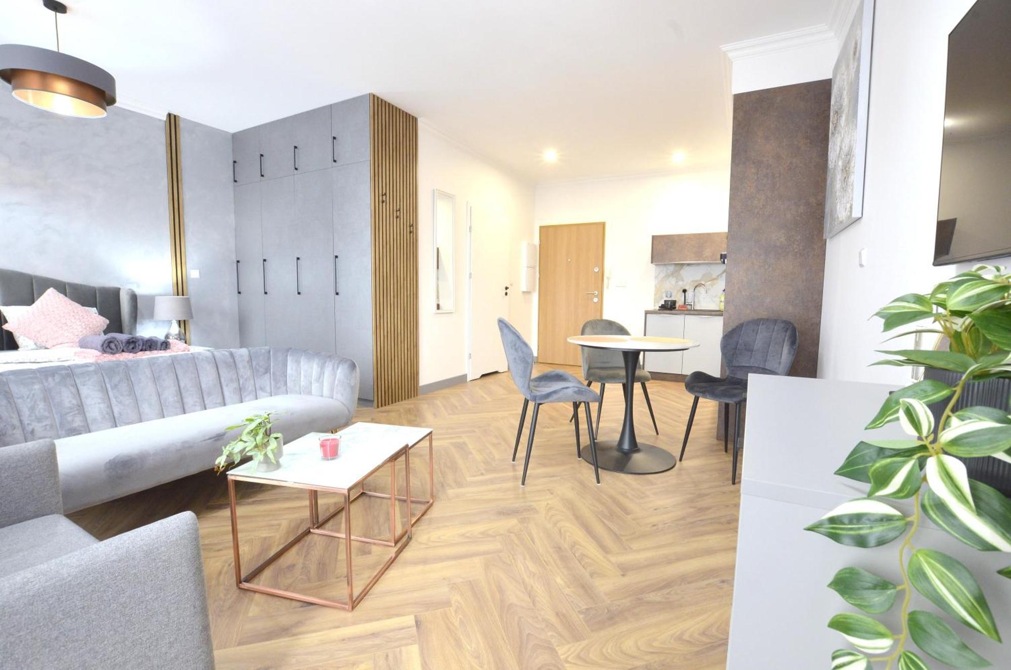 Private Parking, Secure Building - Old Town & Main Station Apartment Gdansk