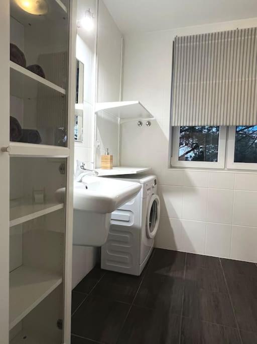 Apartament Srodmiescie 40m2 Bezplatny Parking Pralka Suszarka Wifi Hulajnogi Apartment Gdansk