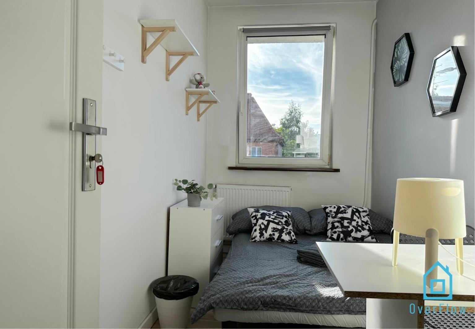 Homestay Lambert - Peaceful Retreat, 10 Minutes To Old Town & Seaside Gdansk