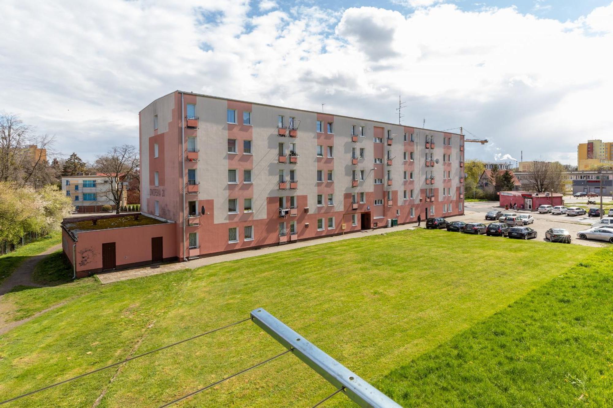 Dworska Close To The By Renters
