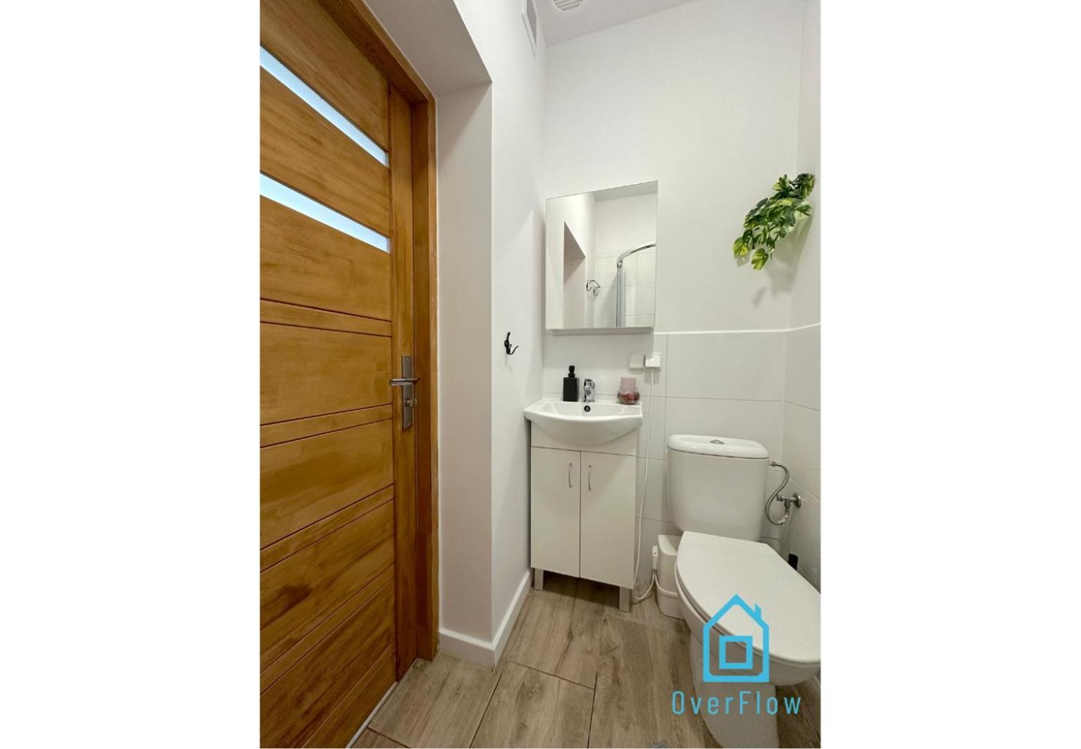 Birch Studio- Peaceful Retreat, 10 Minutes To Gdansk Old Town & Seaside Lägenhet