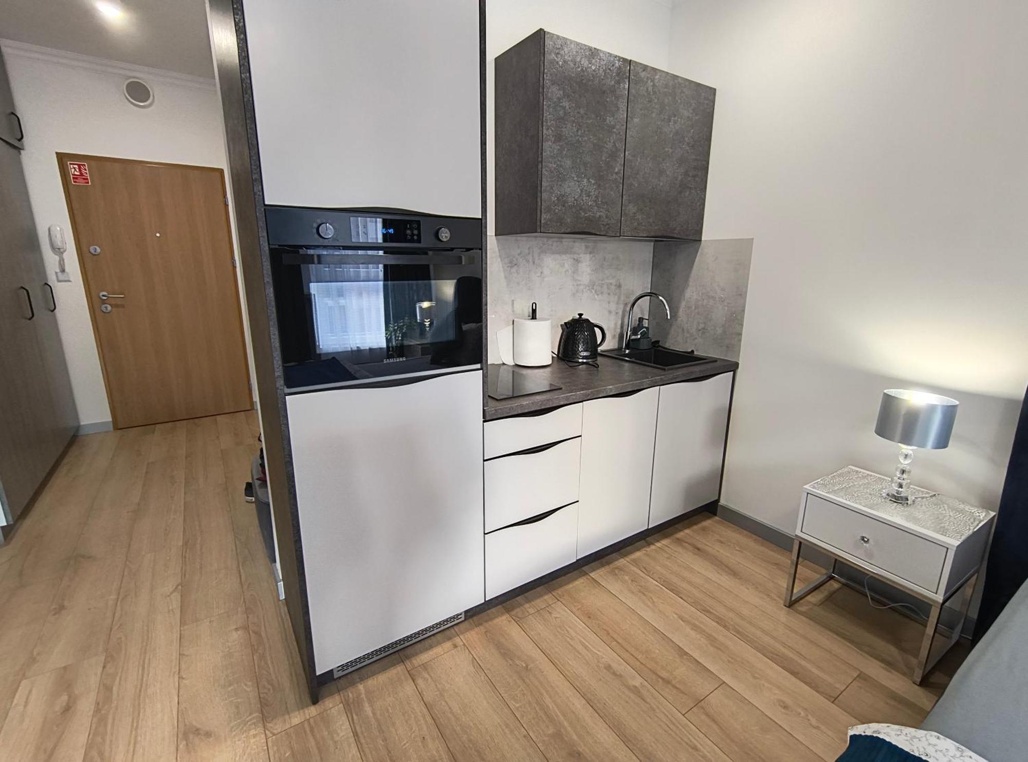 Private Parking, Secure Building - Old Town & Main Station Apartment Gdansk