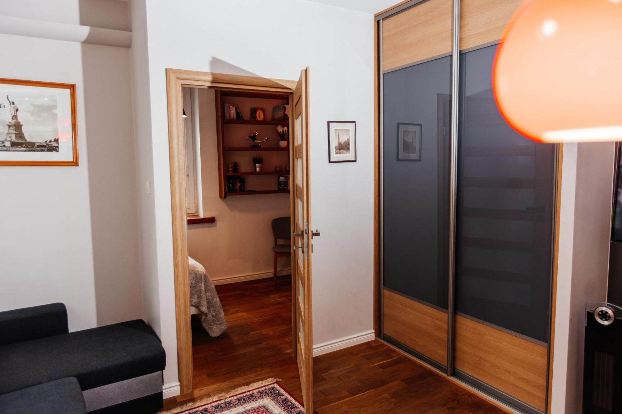 Maya's Flats & 21 - Dluga St, Old Town Apartament