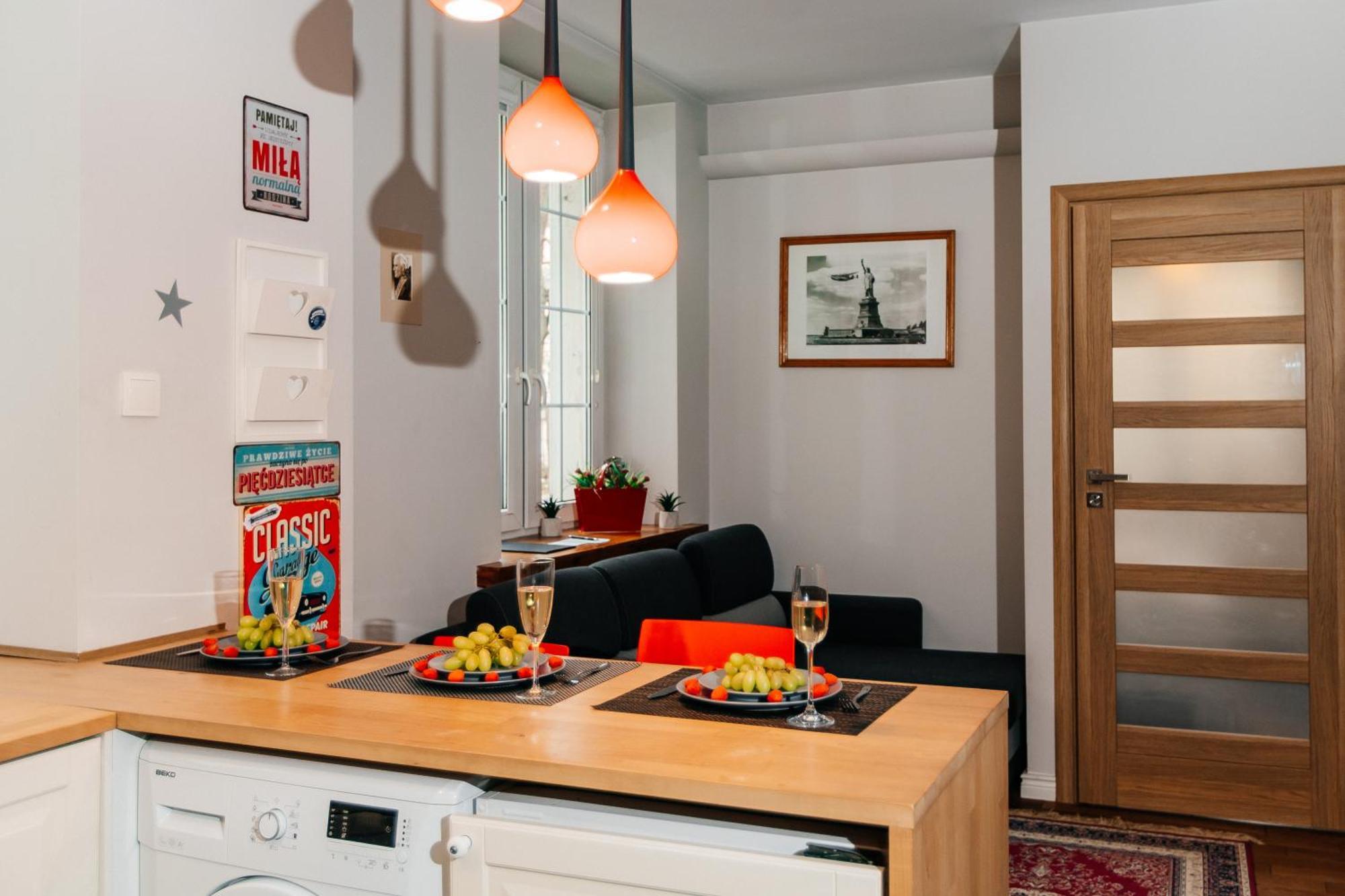 Maya's Flats & 21 - Dluga St, Old Town Apartament Gdańsk