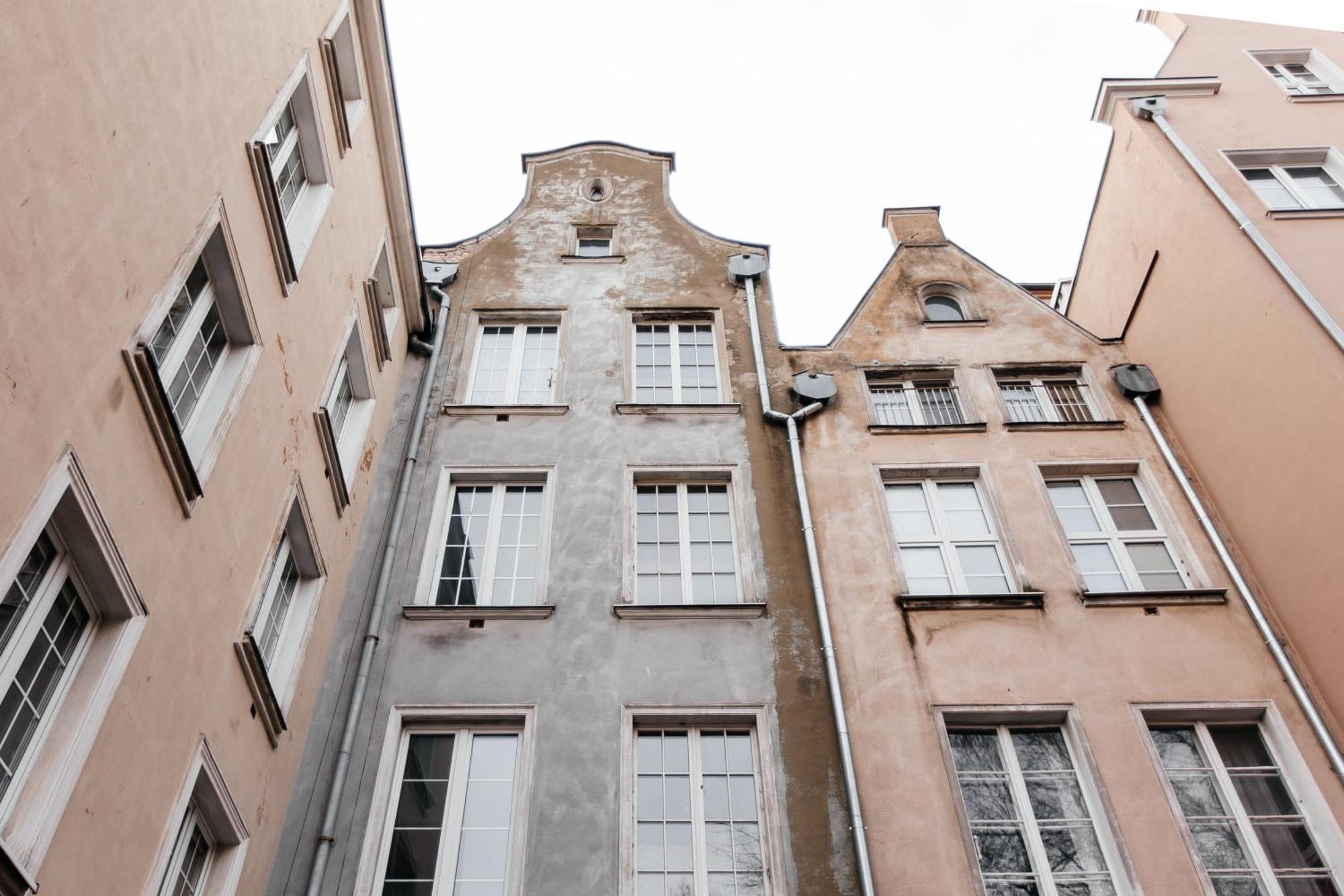 Maya's Flats & 21 - Dluga St, Old Town Gdańsk