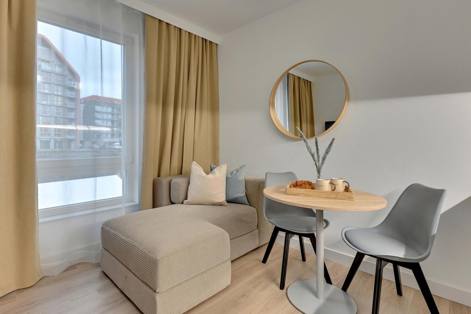Apartment Riverfront By Downtown Gdansk