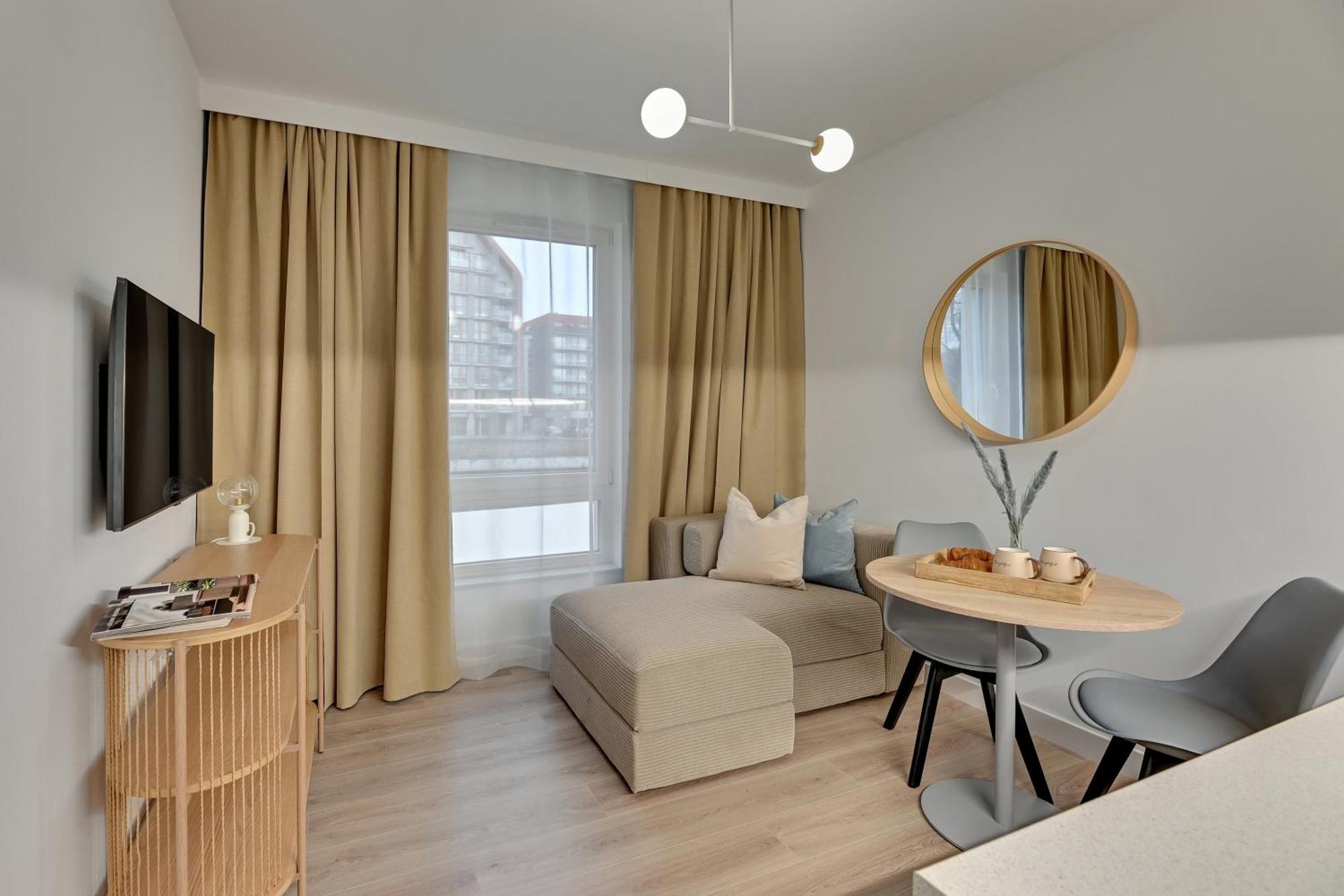 Apartment Riverfront By Downtown Gdansk