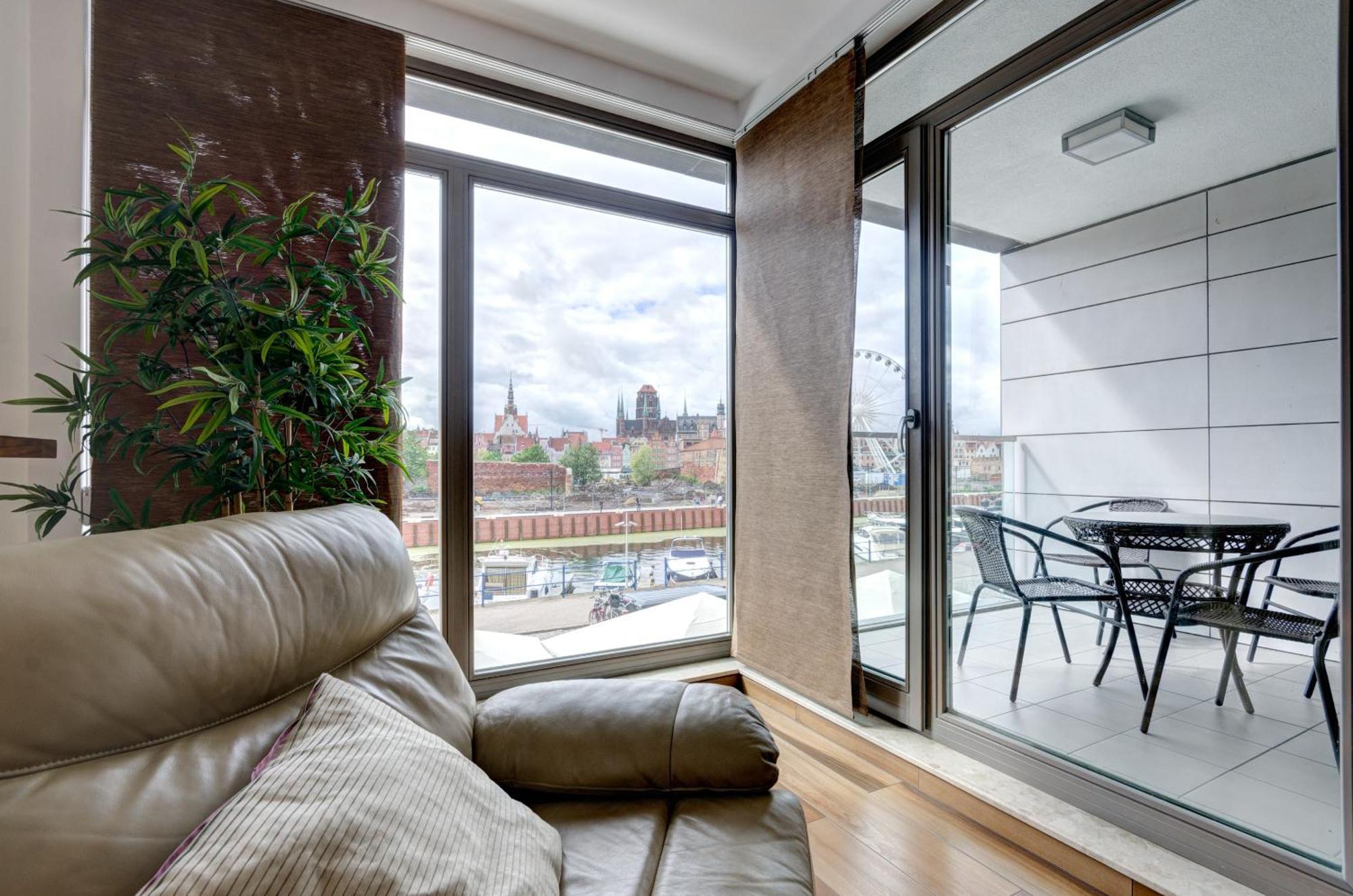 Apartment Modern Dom & House In With Pool And Gym *