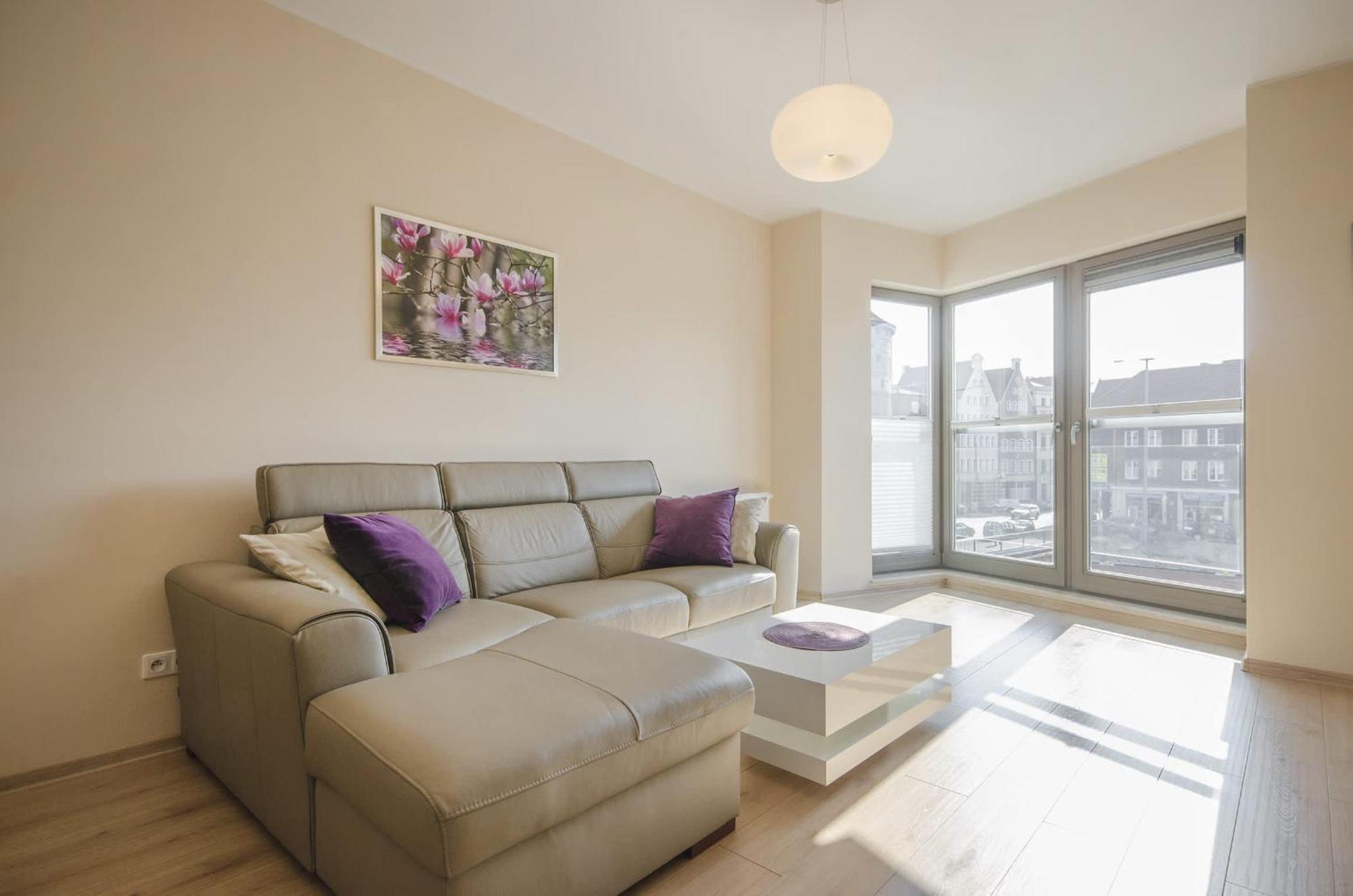 Apartment Modern Dom & House In With Pool And Gym *