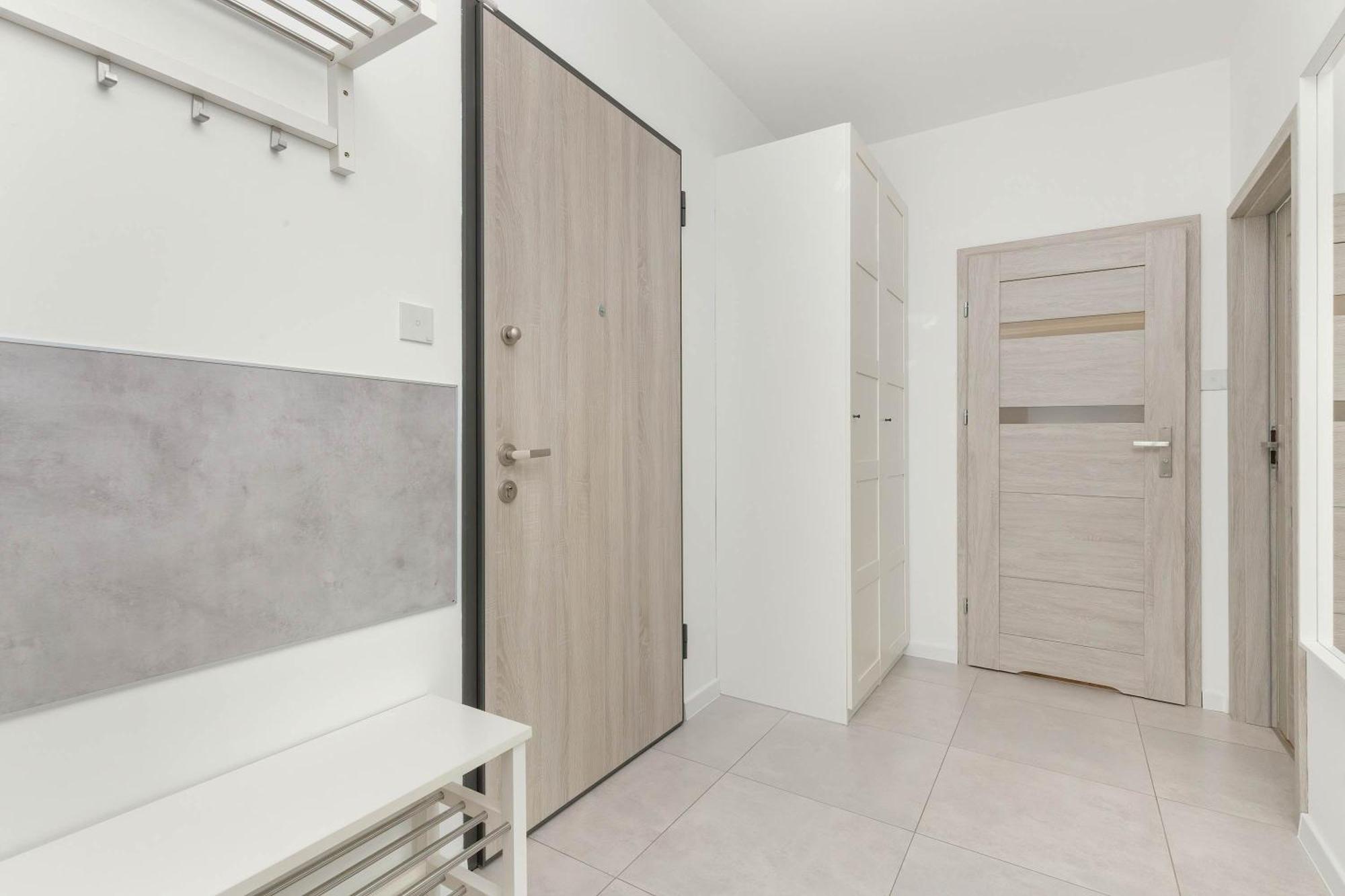 Sucha 33 Modern With Parking By Renters