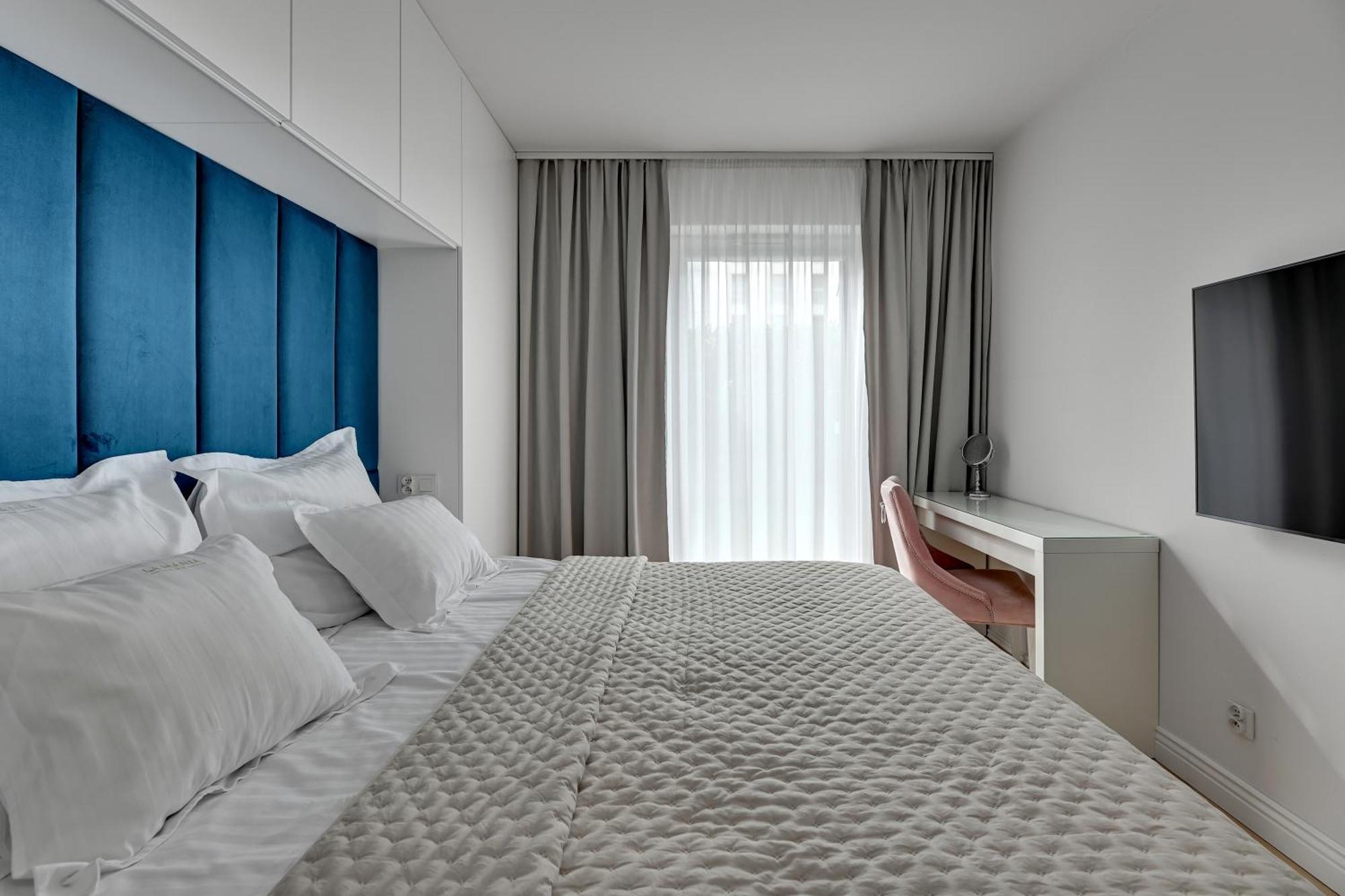 Amber Port 11 By Grand Apartment *