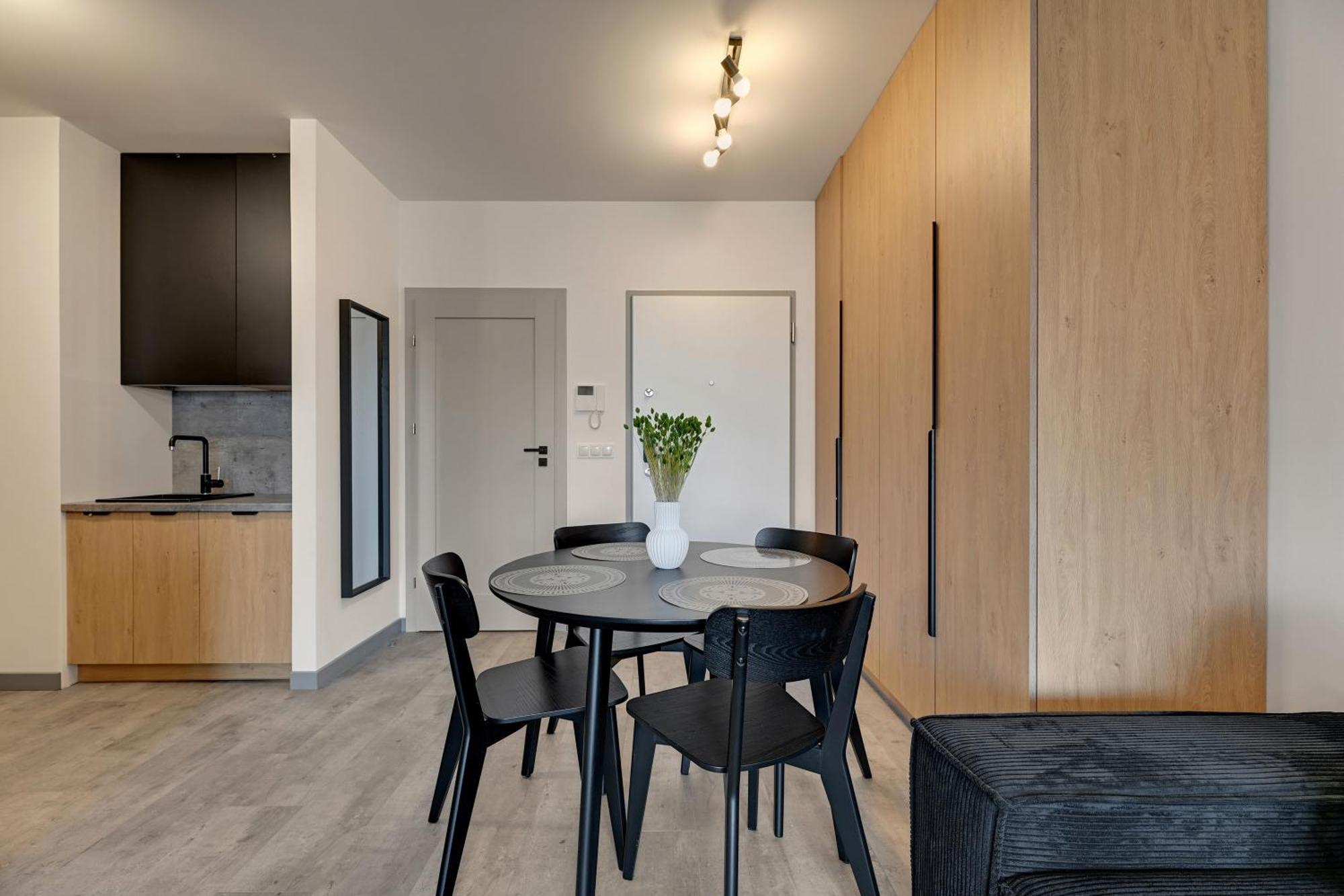 Zurawie - Food Hall & Stocznia By Downtown Gdansk