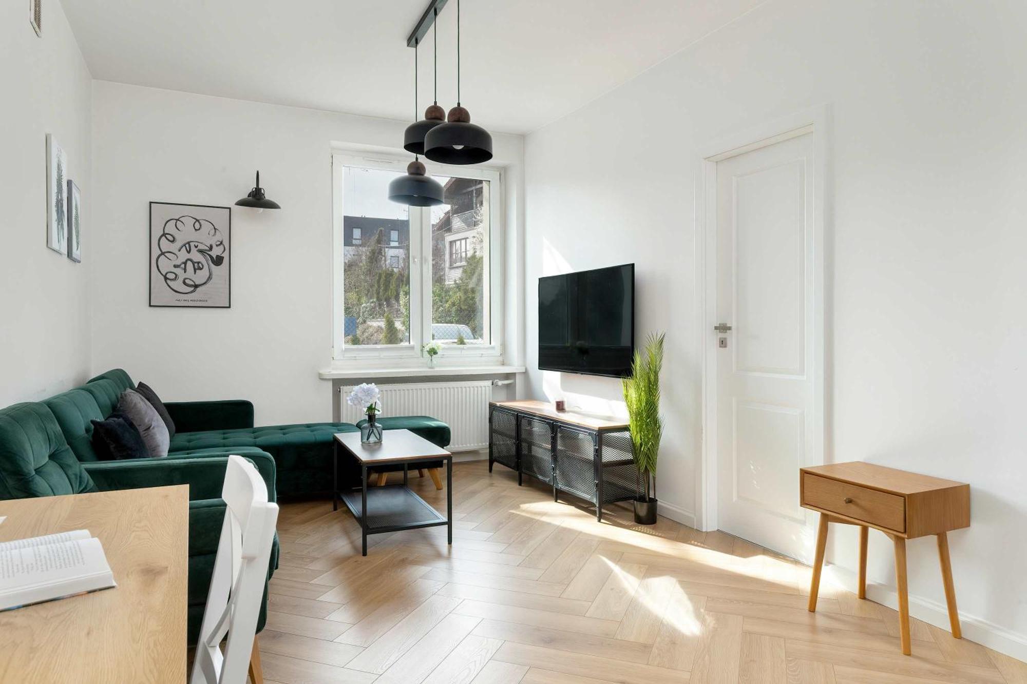 Modern Close To Oliwski Park By Renters Apartment Gdansk