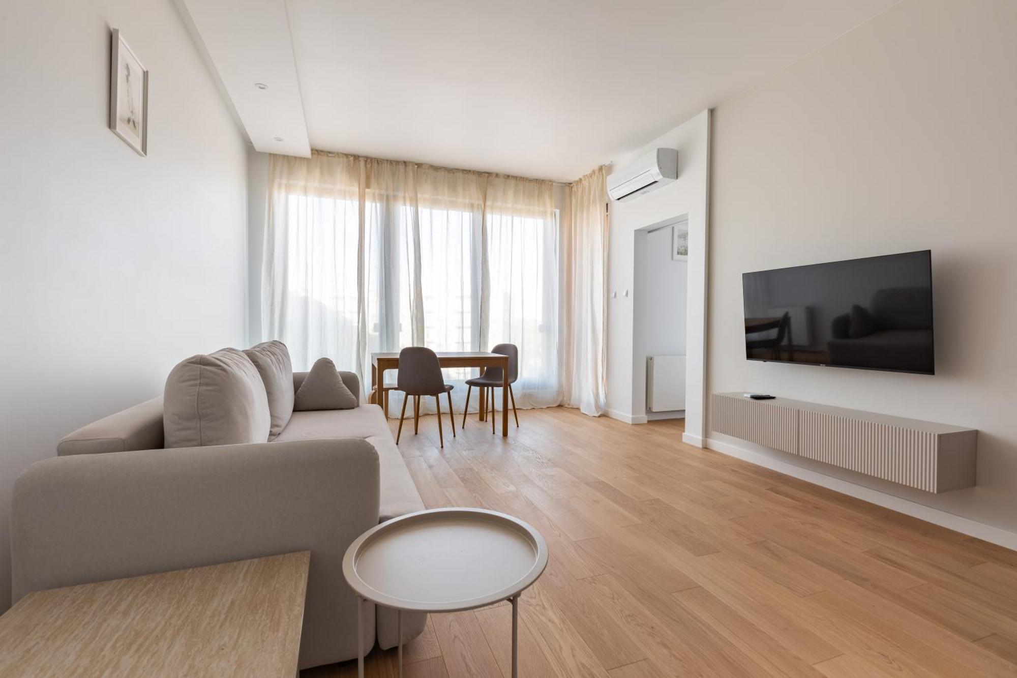Apartment Stocznia Bright & Serene Riverside Gdansk