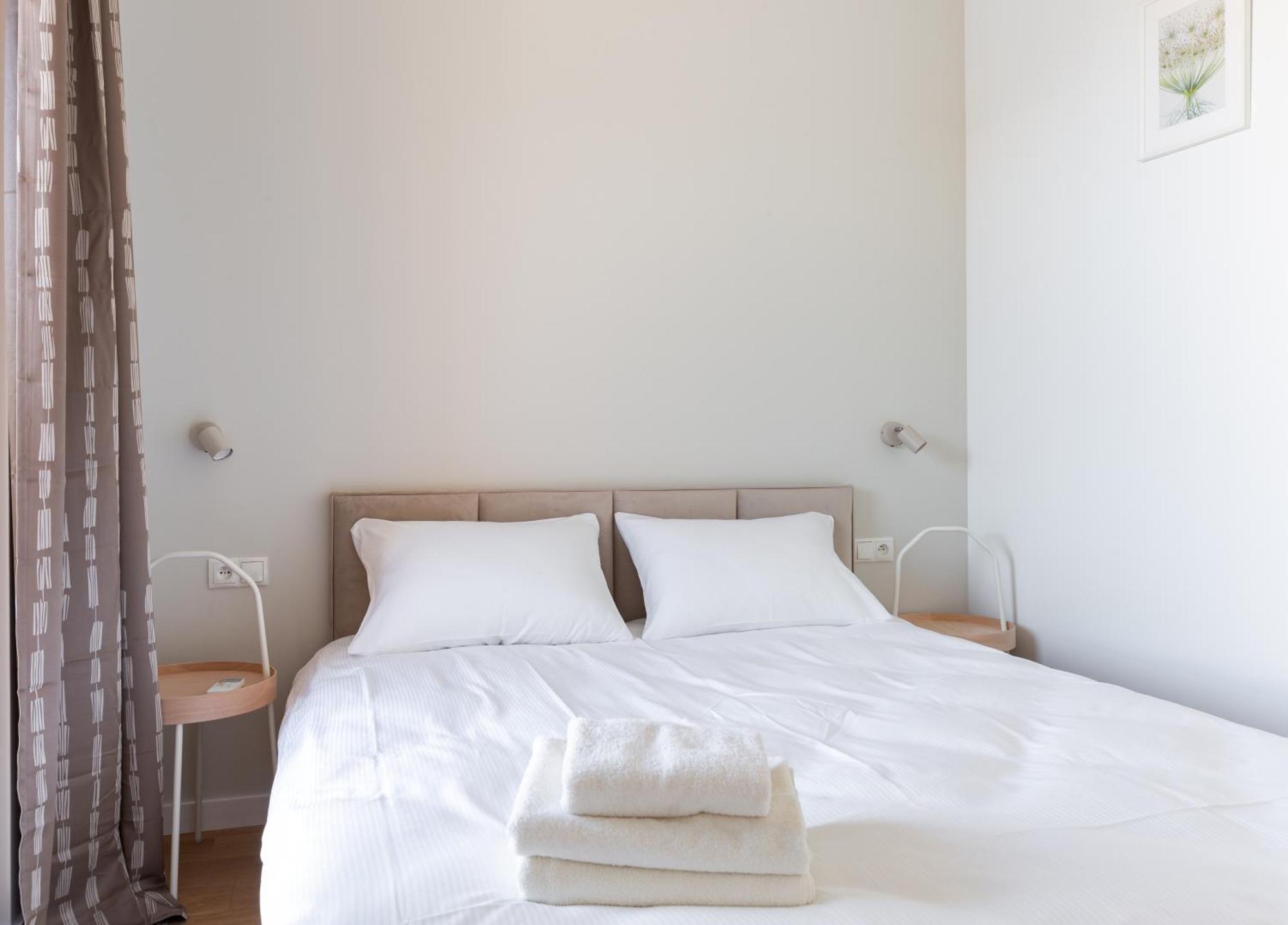 Apartment Stocznia Bright & Serene Riverside *