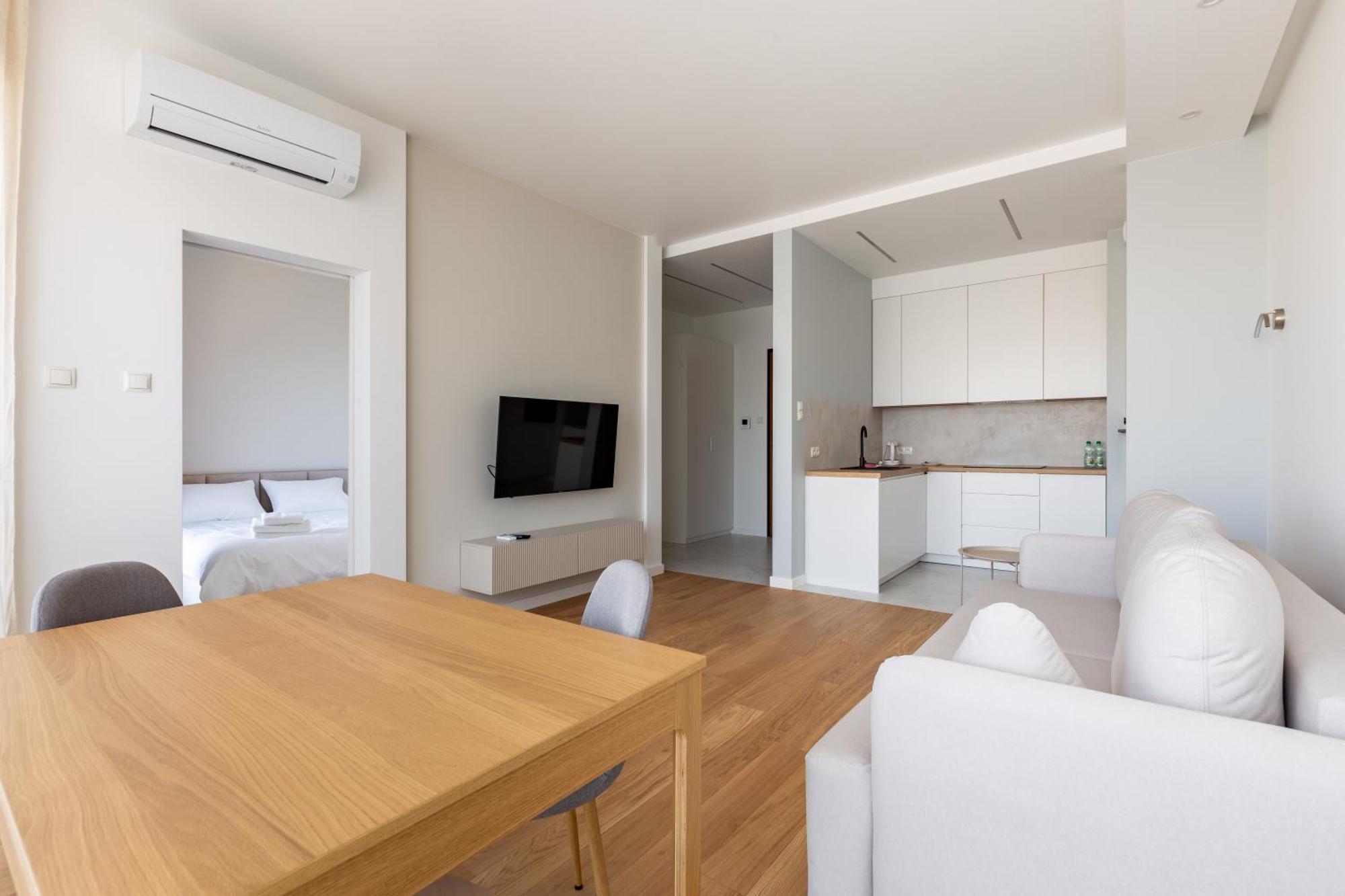 Apartment Stocznia Bright & Serene Riverside *