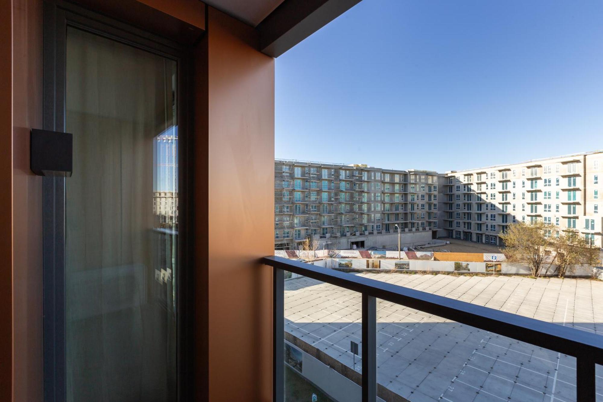 Stocznia Bright & Serene Riverside Apartment