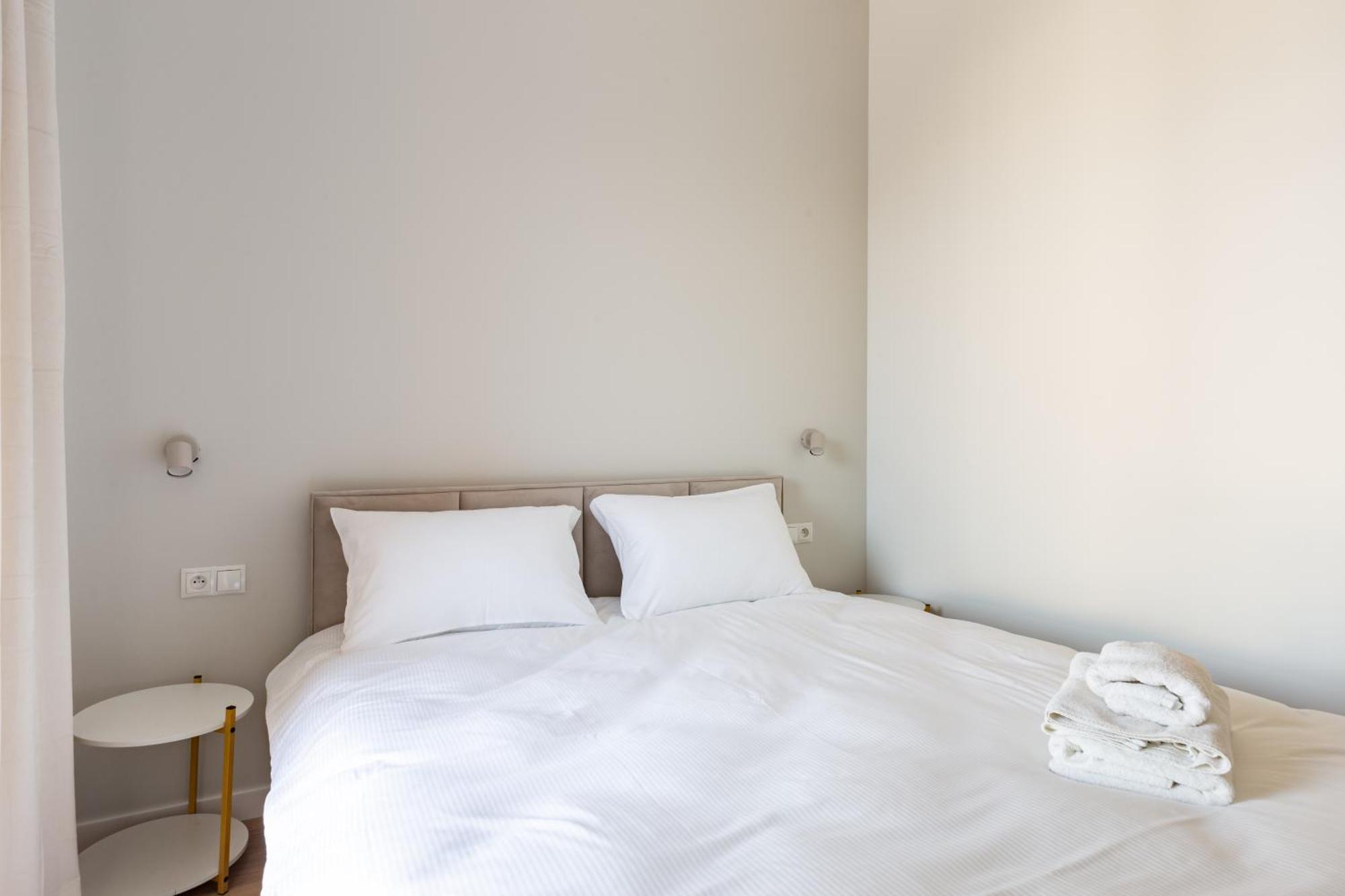 Apartment Stocznia Bright & Serene Riverside *
